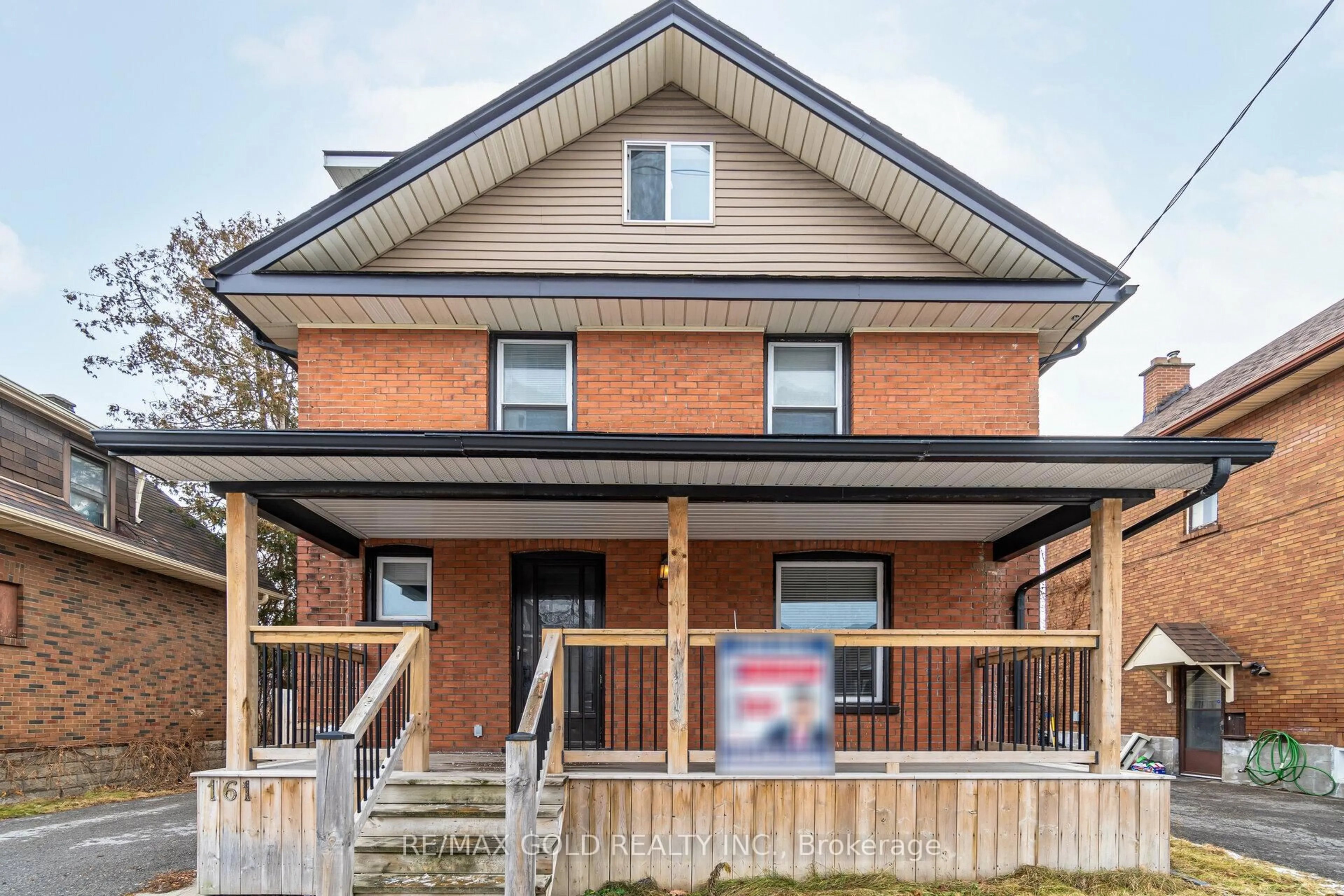 Home with brick exterior material, building for 161 Adelaide Ave, Oshawa Ontario L1G 1Z2