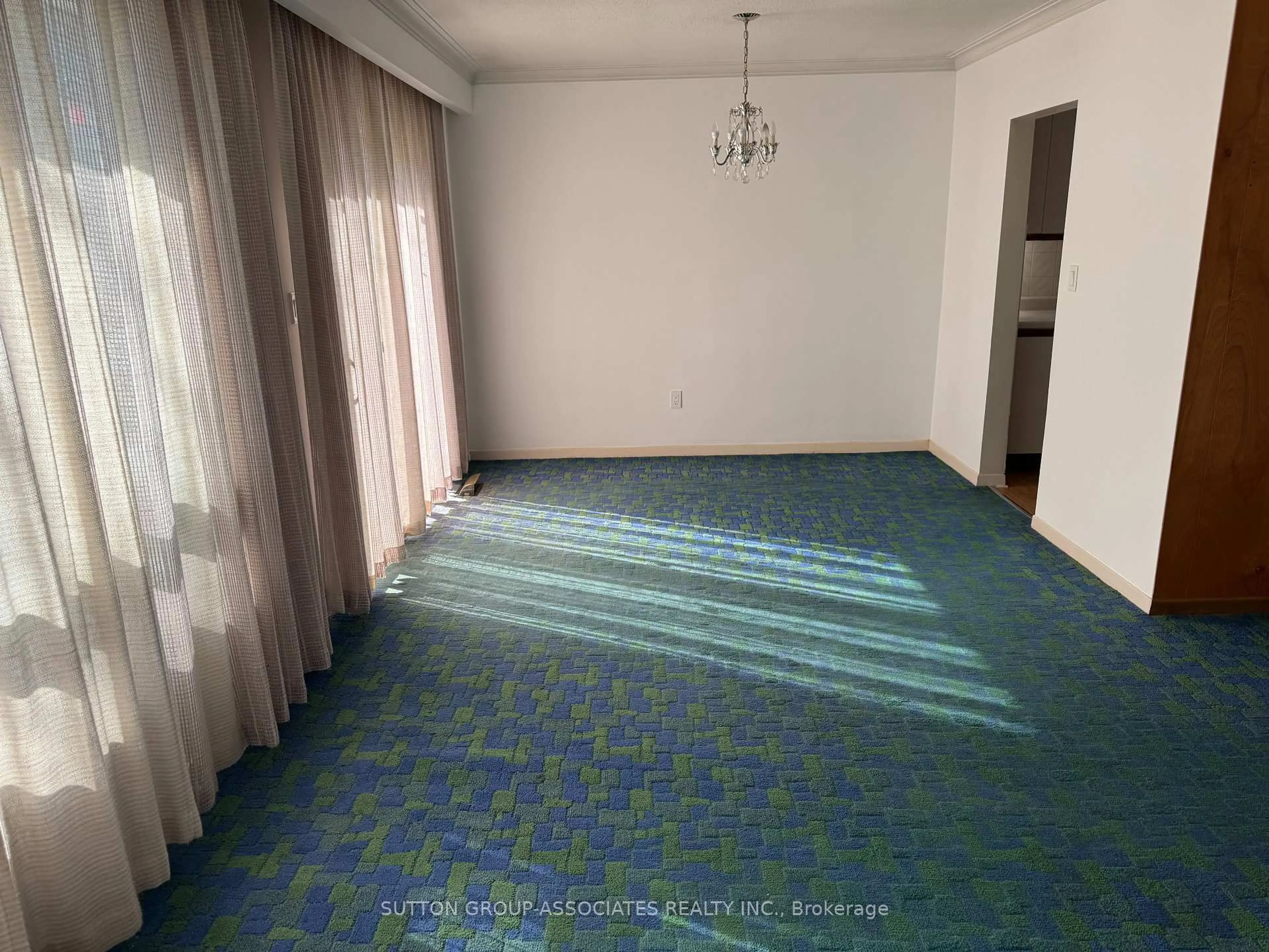 A pic of a room for 11 Castor Cres, Toronto Ontario M1G 3R1