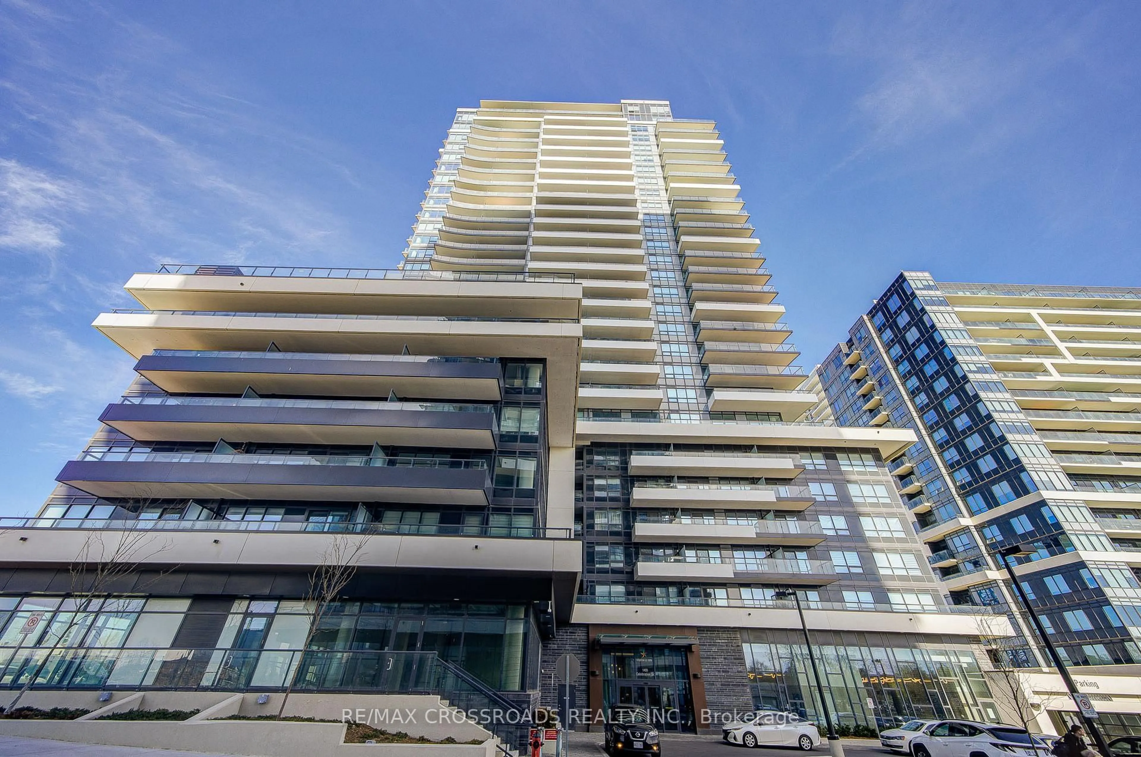 Indoor foyer for 1455 Celebration Dr #1506, Pickering Ontario L1W 0C3