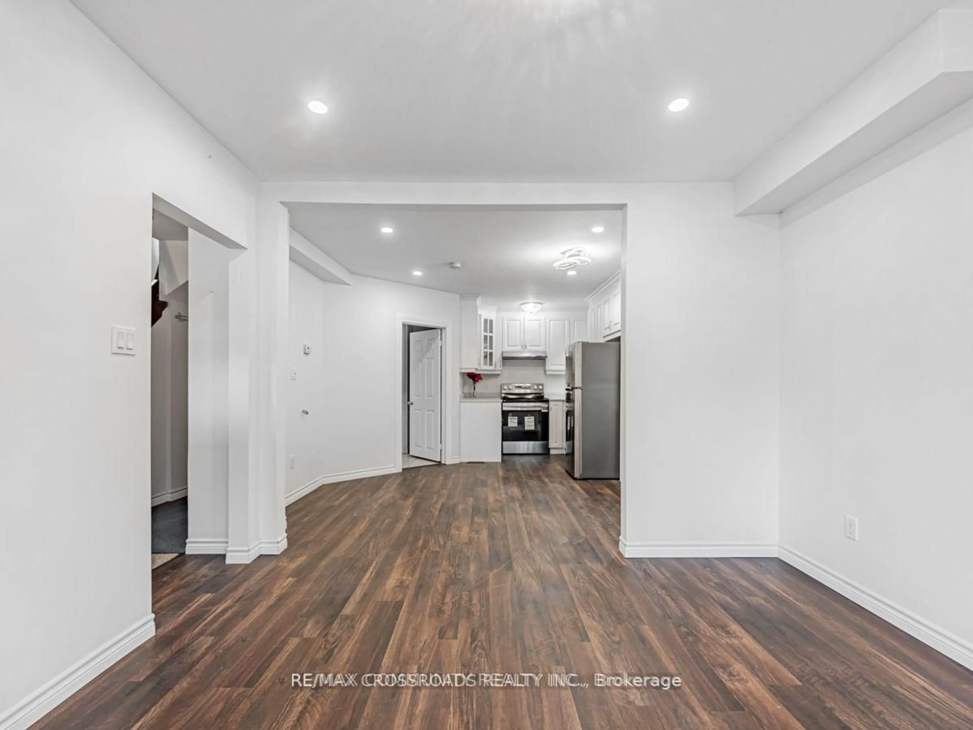 Unknown for 111 Elgin St, Oshawa Ontario L1G 1S5