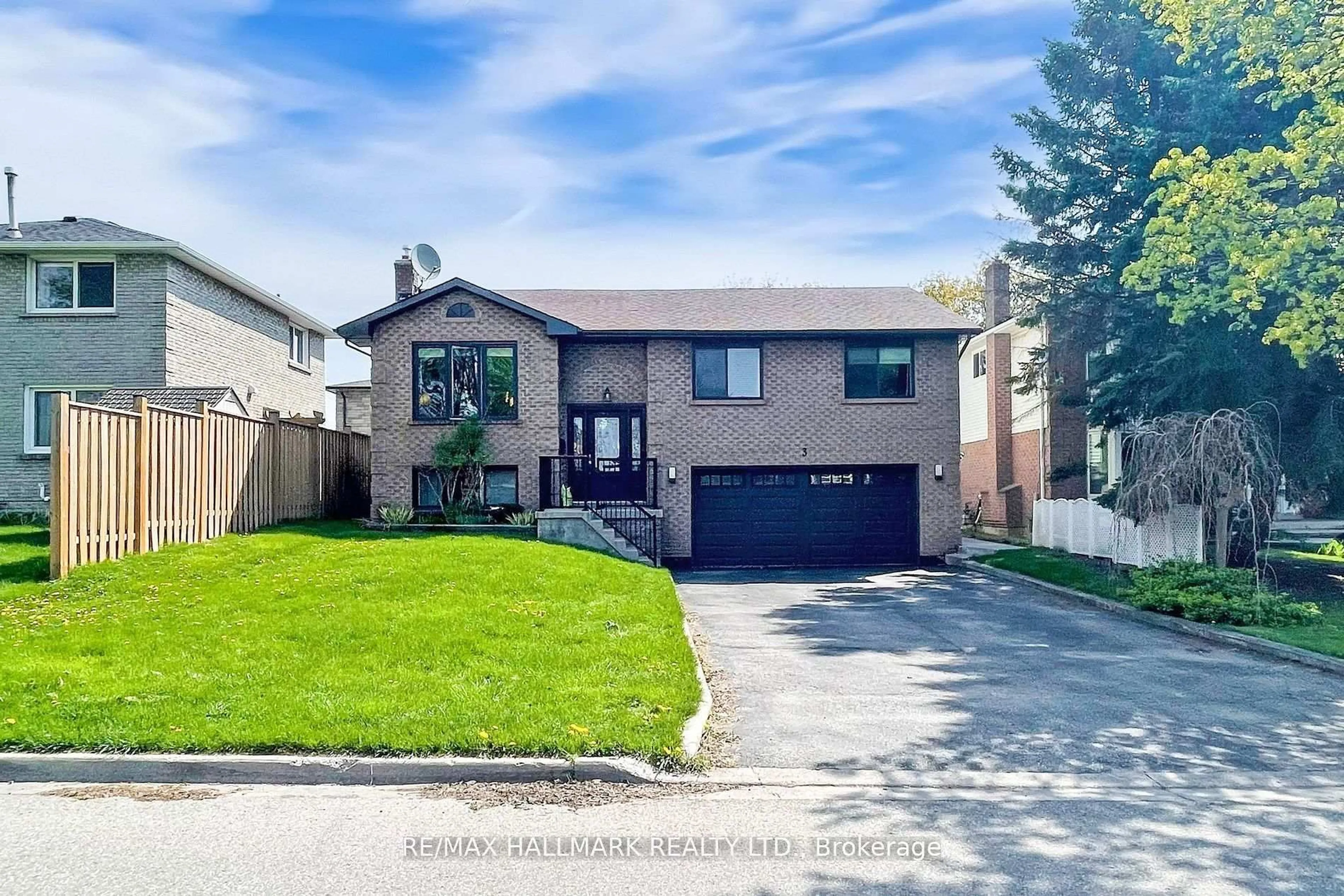 Home with brick exterior material, street for 3 Cherry Blossom Cres, Clarington Ontario L1E 1H1