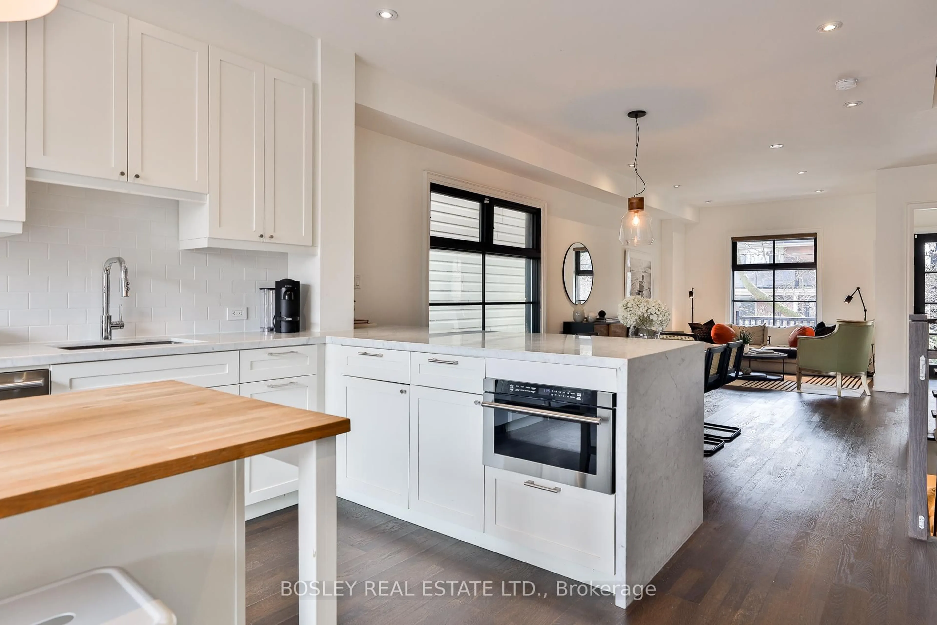 Open concept kitchen, unknown for 114 Ivy Ave, Toronto Ontario M4L 2H7