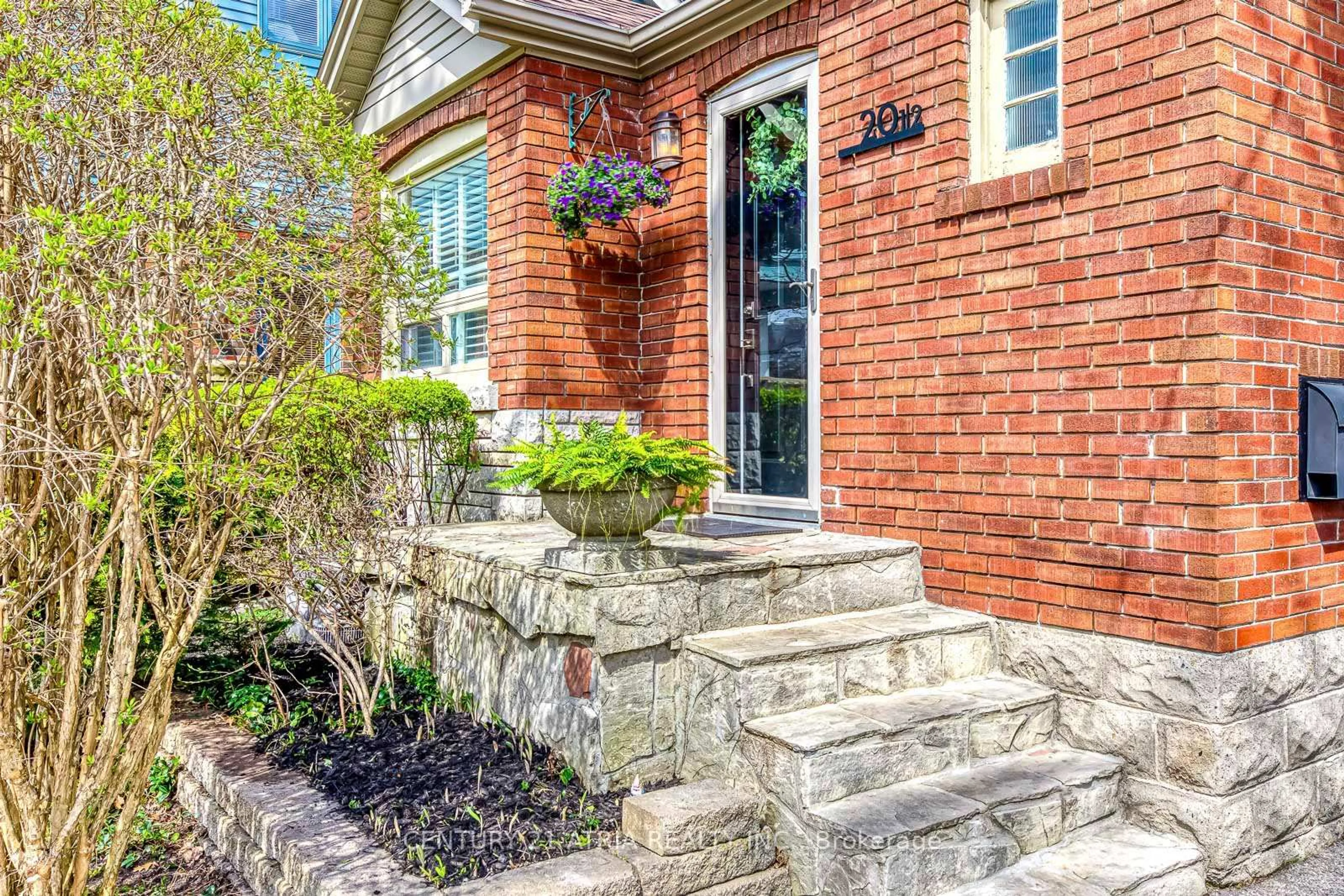 Home with brick exterior material, street for 20 1/2 East Rd, Toronto Ontario M1N 2A1