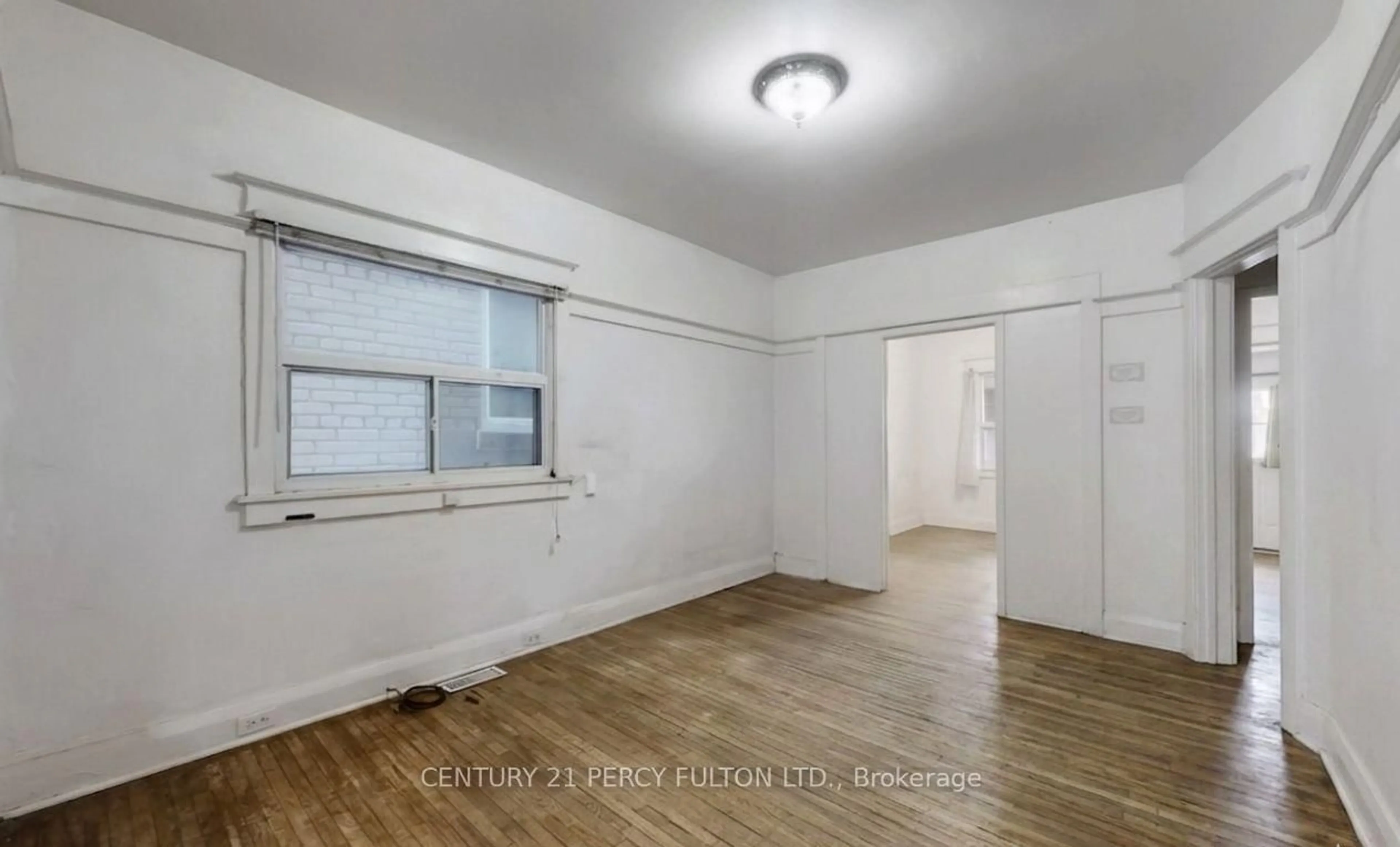 A pic of a room for 366 Coxwell Ave, Toronto Ontario M4L 3B7