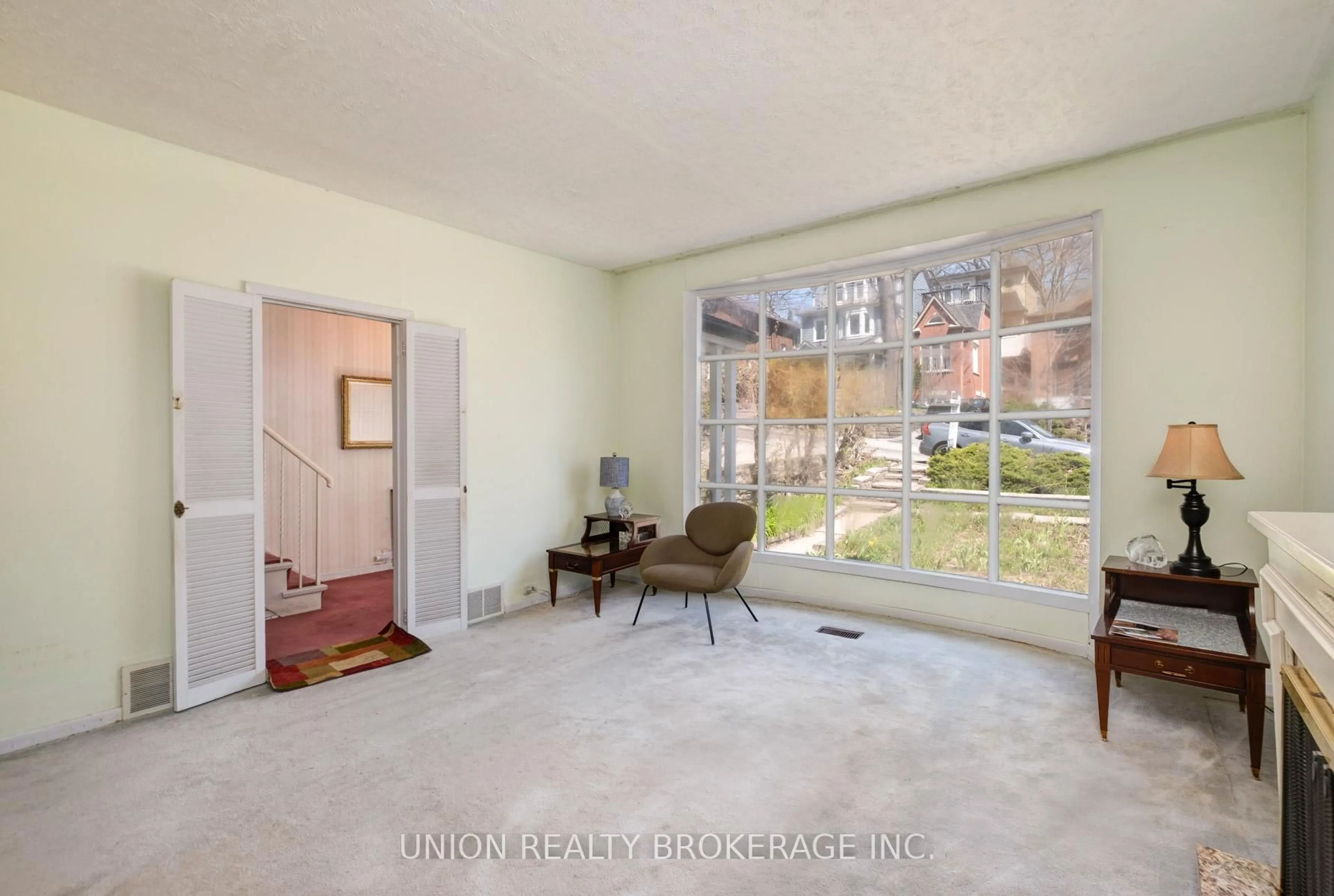 Unknown for 132 Silver Birch Ave, Toronto Ontario M4E 3L4