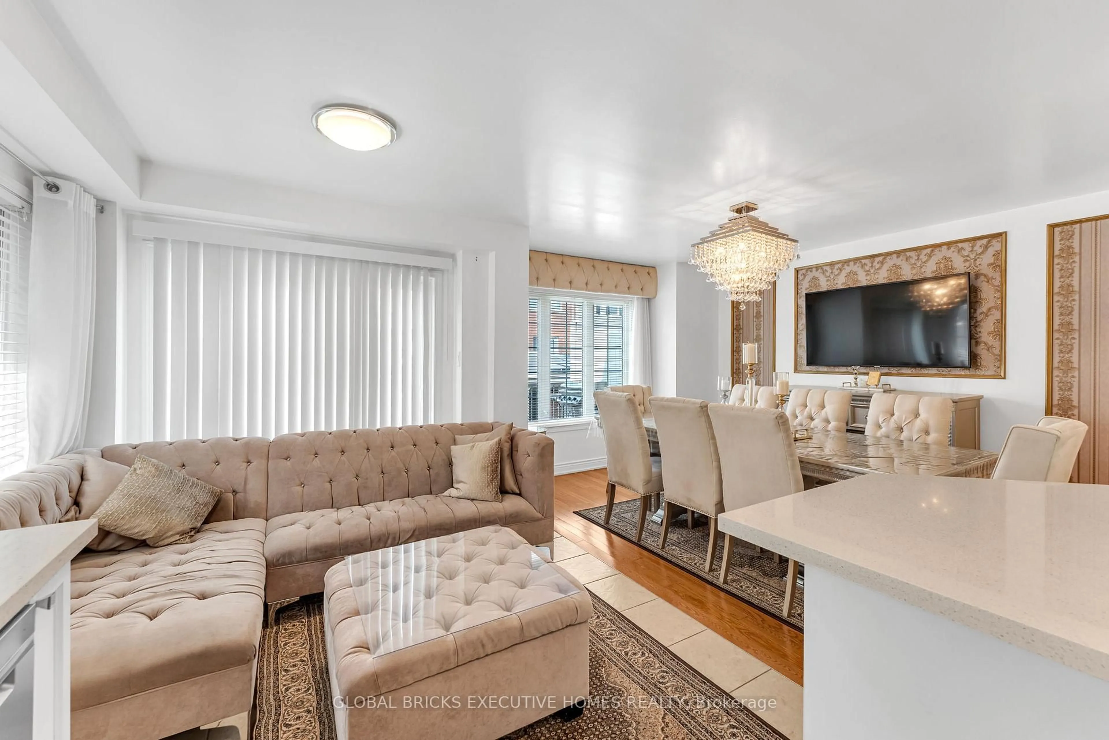 Living room with furniture, unknown for 2478 WILLIAM JACKSON Dr, Pickering Ontario L1X 0C3