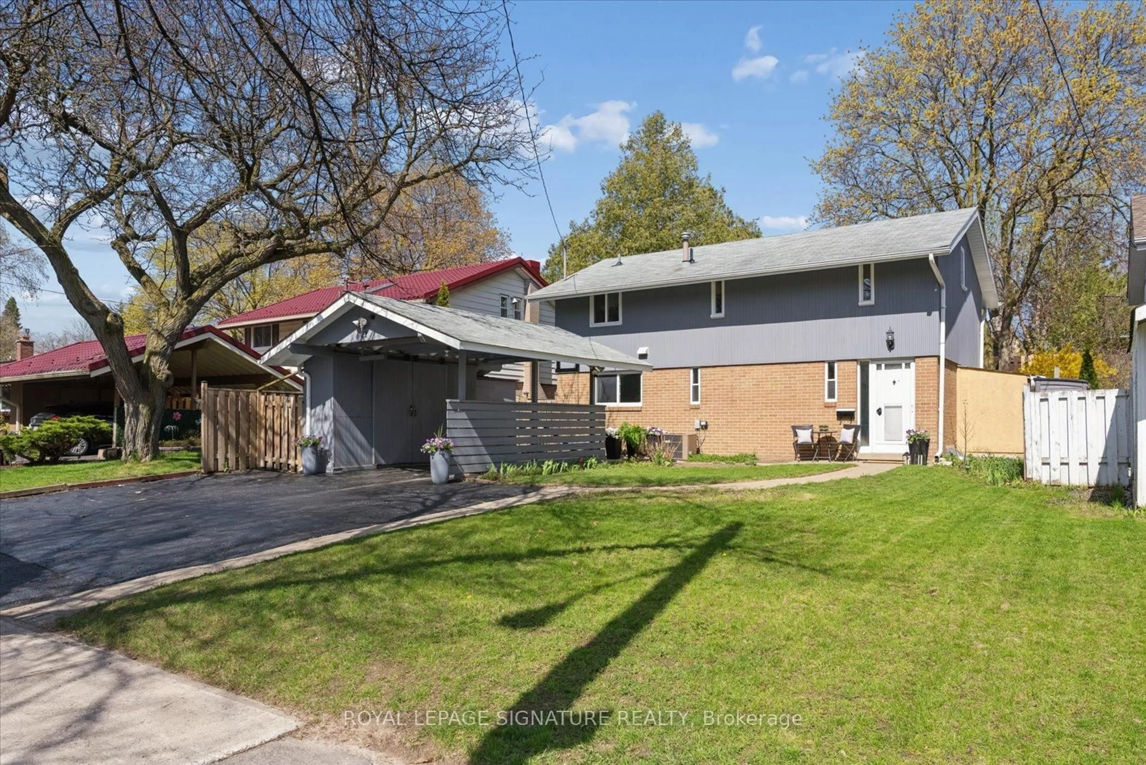 Unknown for 21 Munson Cres, Toronto Ontario M1P 3M8