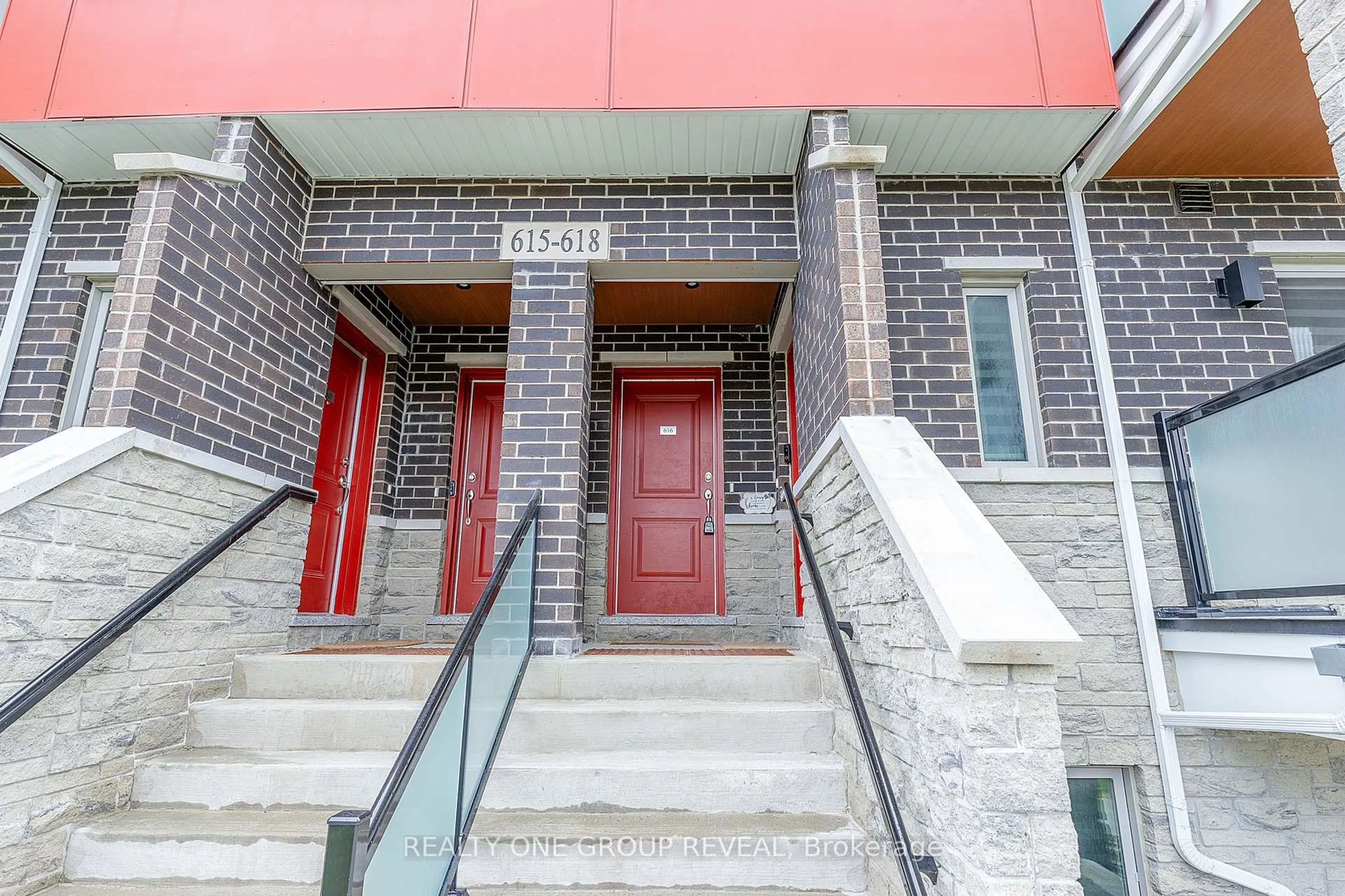 Unknown for 616 1034 Reflection Pl, Pickering Ontario L1X 0L1