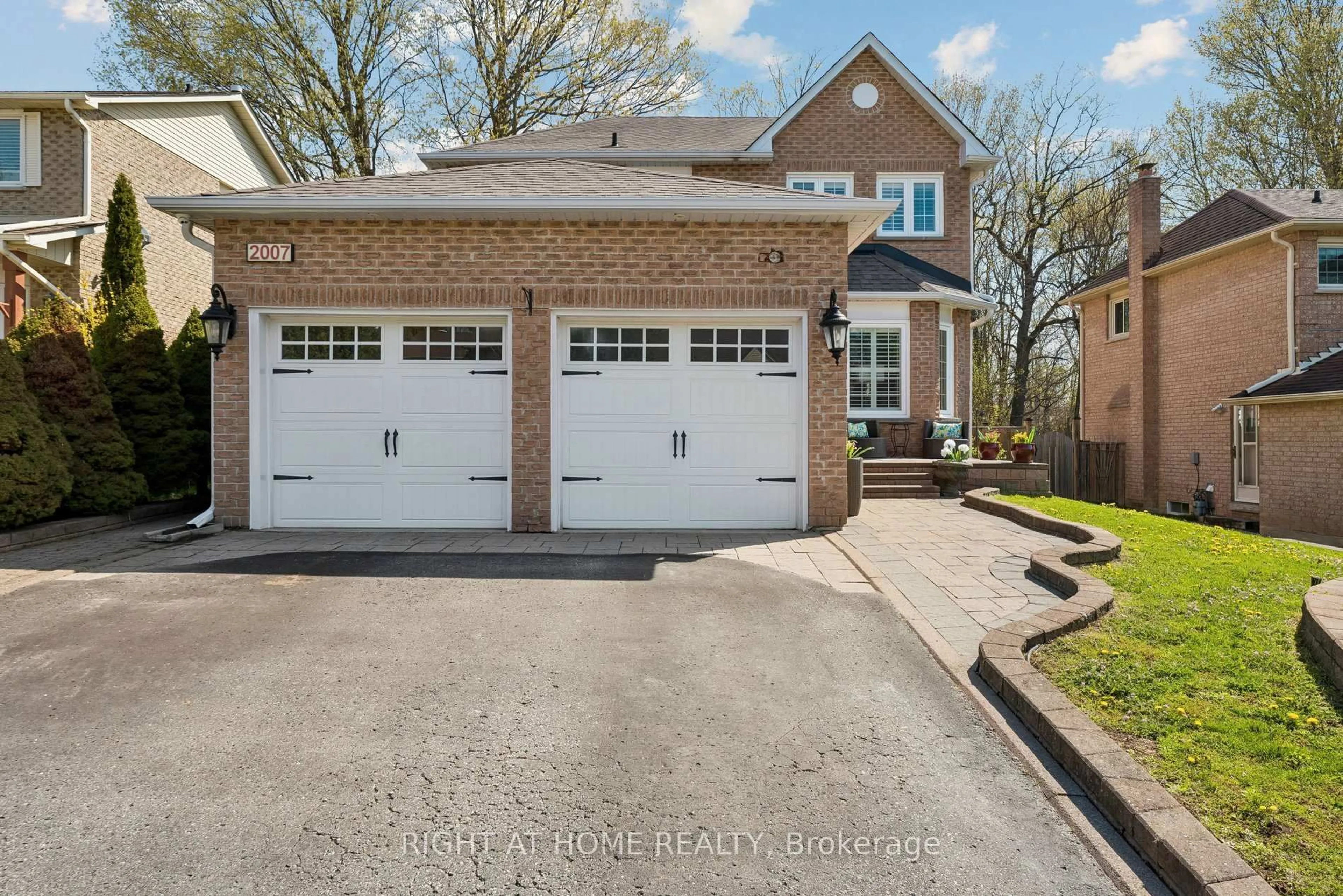 Home with brick exterior material, street for 2007 Lynn Heights Dr, Pickering Ontario L1X 1N5