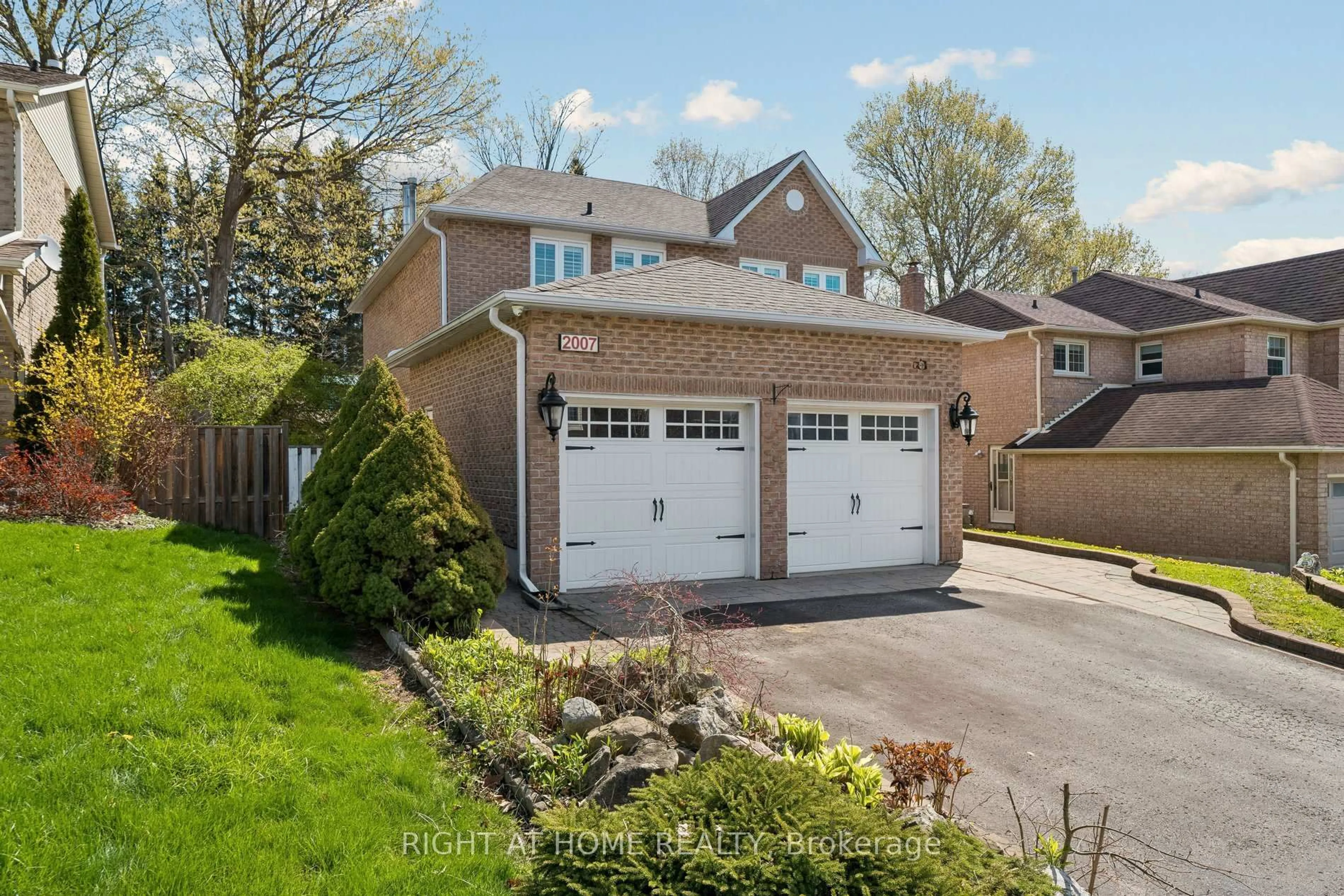 Home with brick exterior material, street for 2007 Lynn Heights Dr, Pickering Ontario L1X 1N5