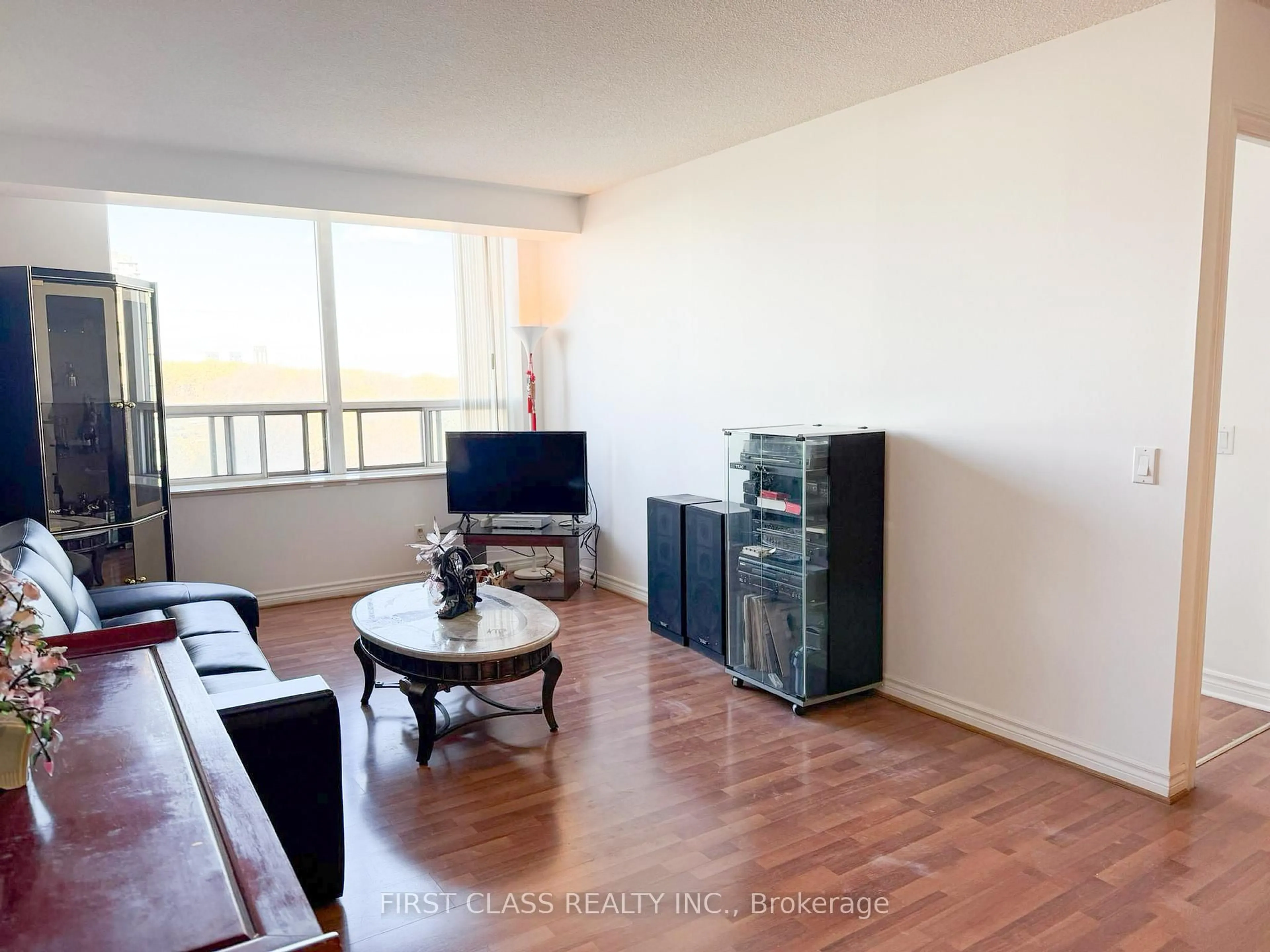 Living room with furniture, unknown for 115 Omni Dr #807, Toronto Ontario M1P 5B4