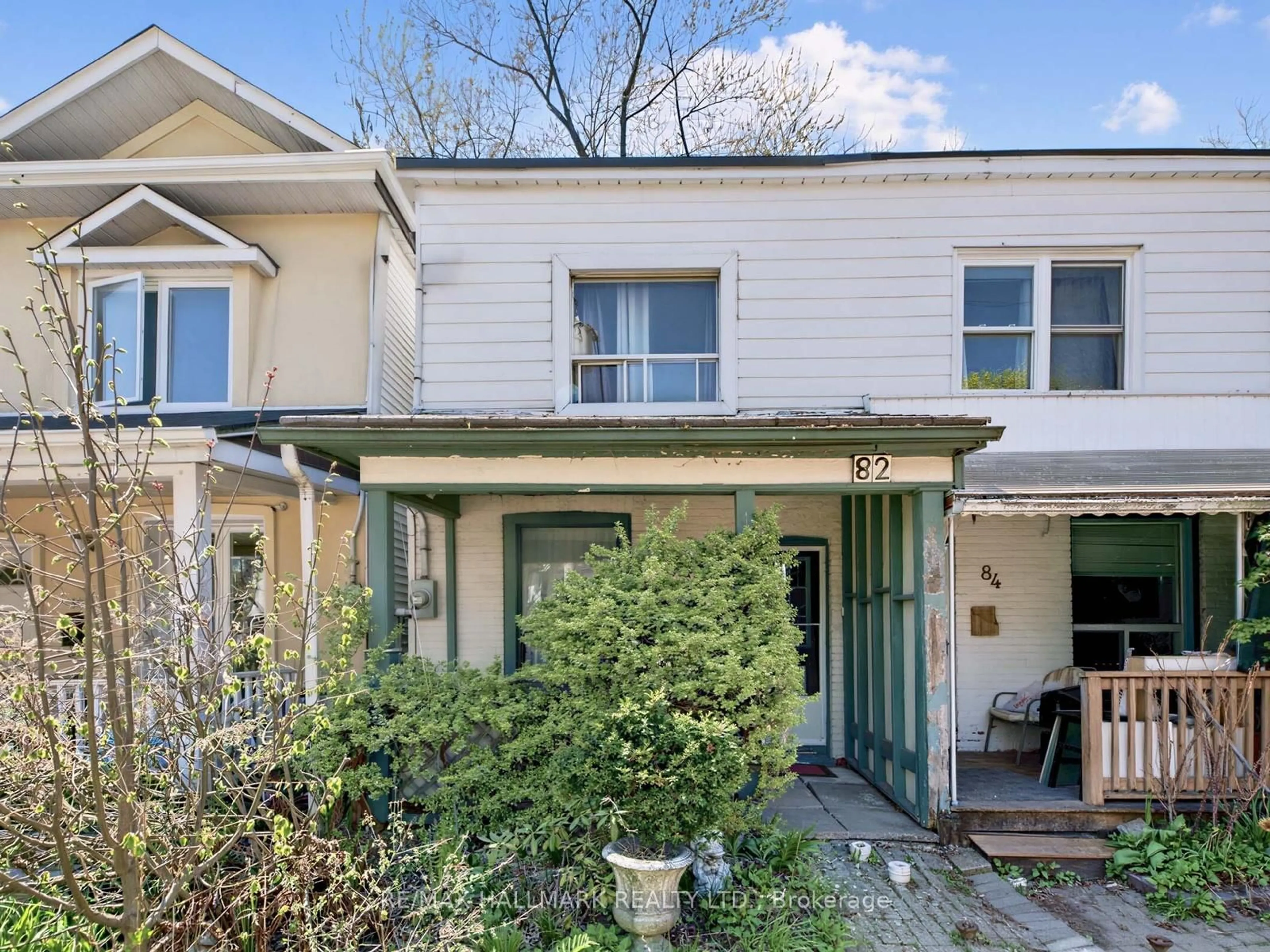Unknown for 82 Muriel Ave, Toronto Ontario M4J 2Y4