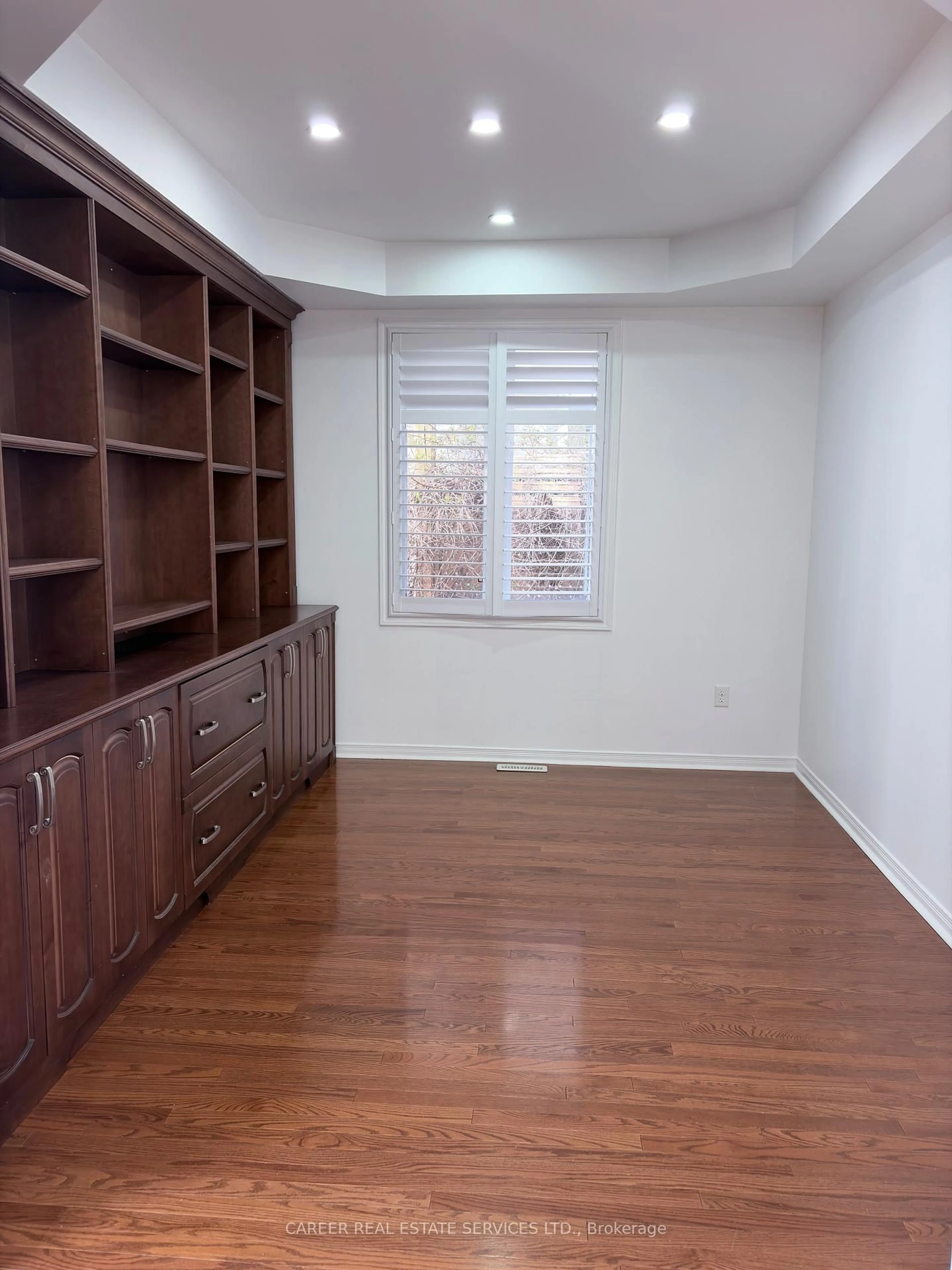 A pic of a room for 27 Alldread Cres, Clarington Ontario L1B 0C2