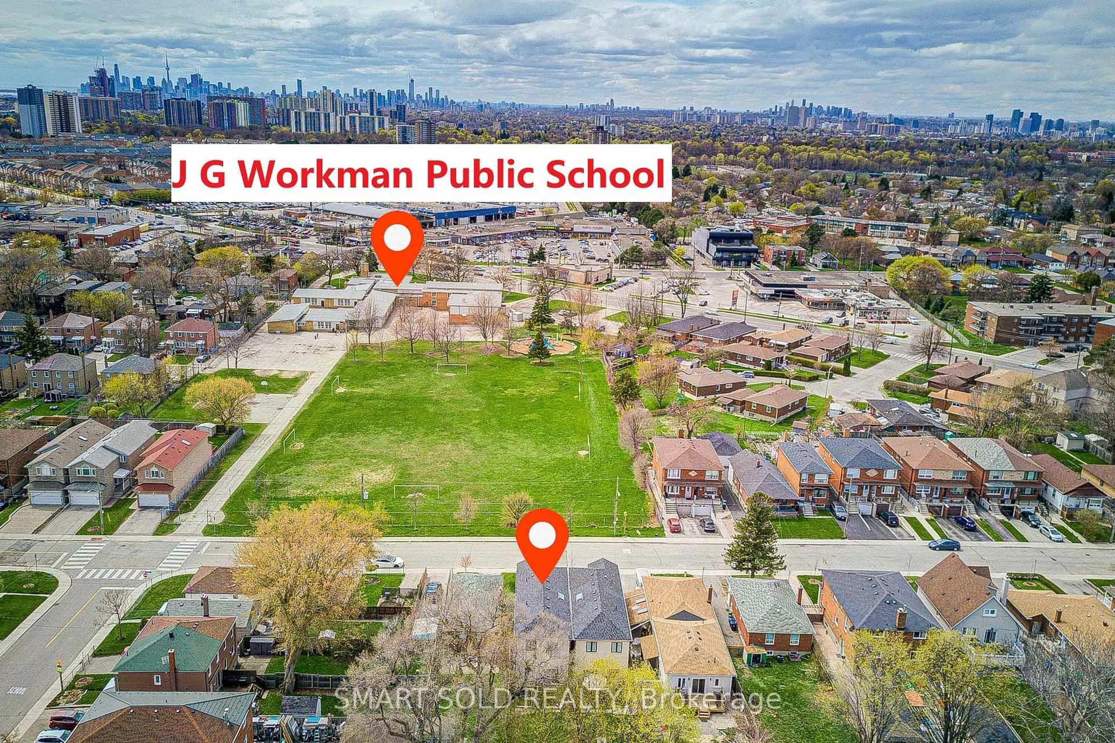 A pic from outside/outdoor area/front of a property/back of a property/a pic from drone, street for 67 North Edgely Ave, Toronto Ontario M1K 1T8