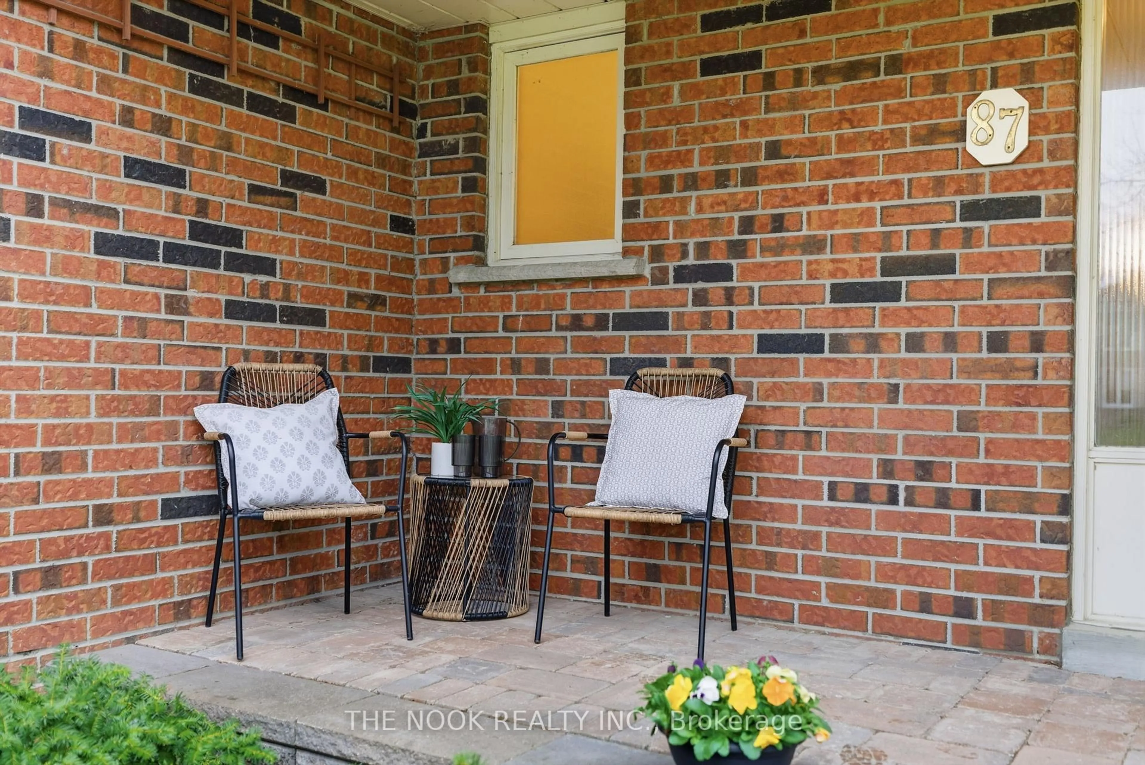 Patio, street for 87 Anstead Cres, Ajax Ontario L1S 3X4