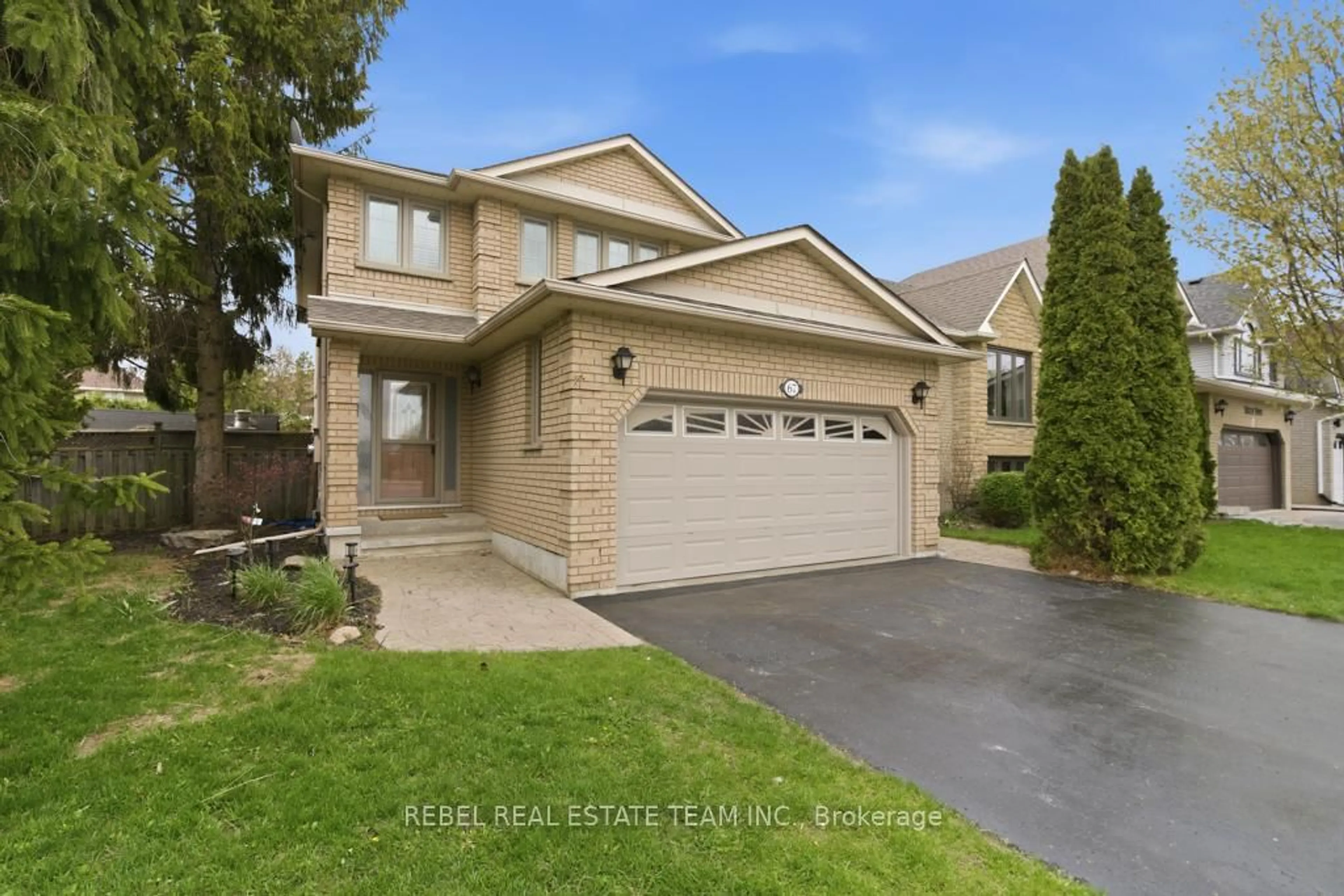 Home with brick exterior material, street for 67 Avondale Dr, Clarington Ontario L1E 2Y8