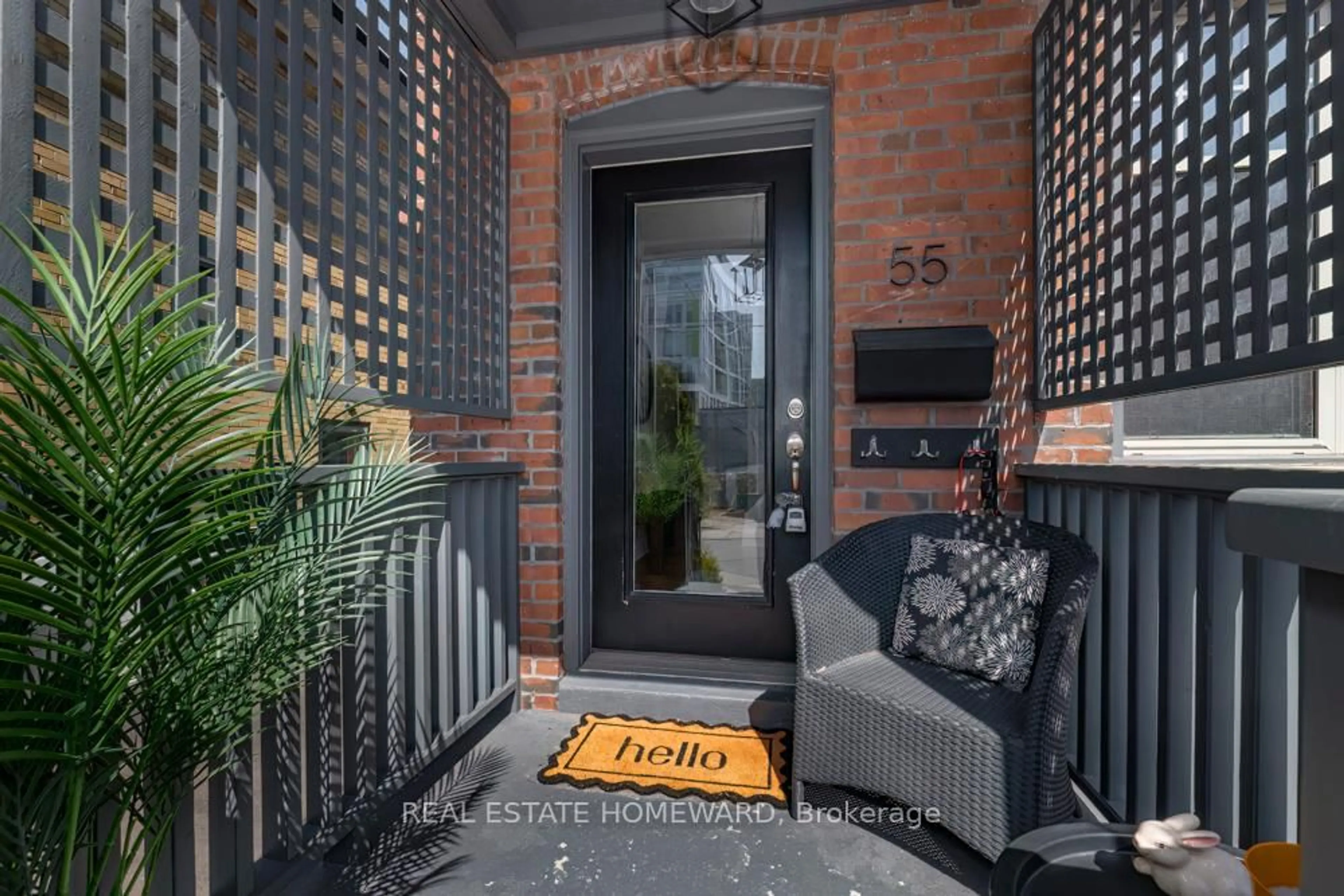 Patio, street for 55 Devon Rd, Toronto Ontario M4E 2J7