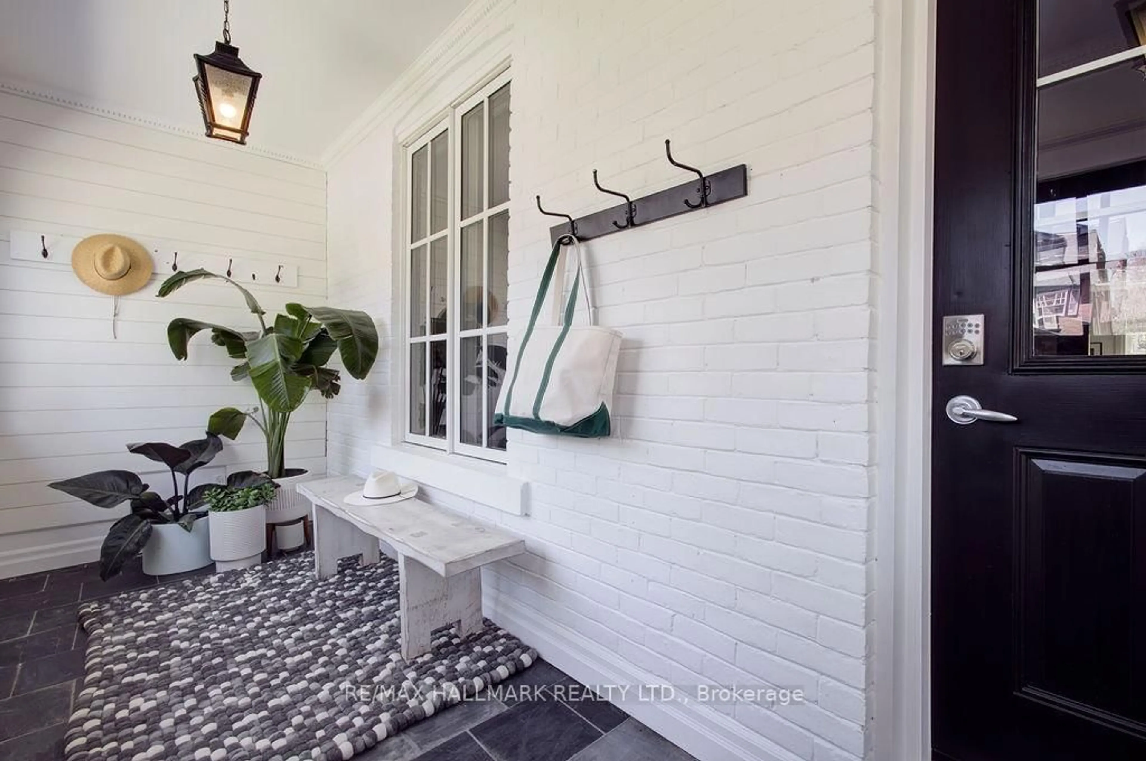 Indoor entryway for 39 Dixon Ave, Toronto Ontario M4L 1N4