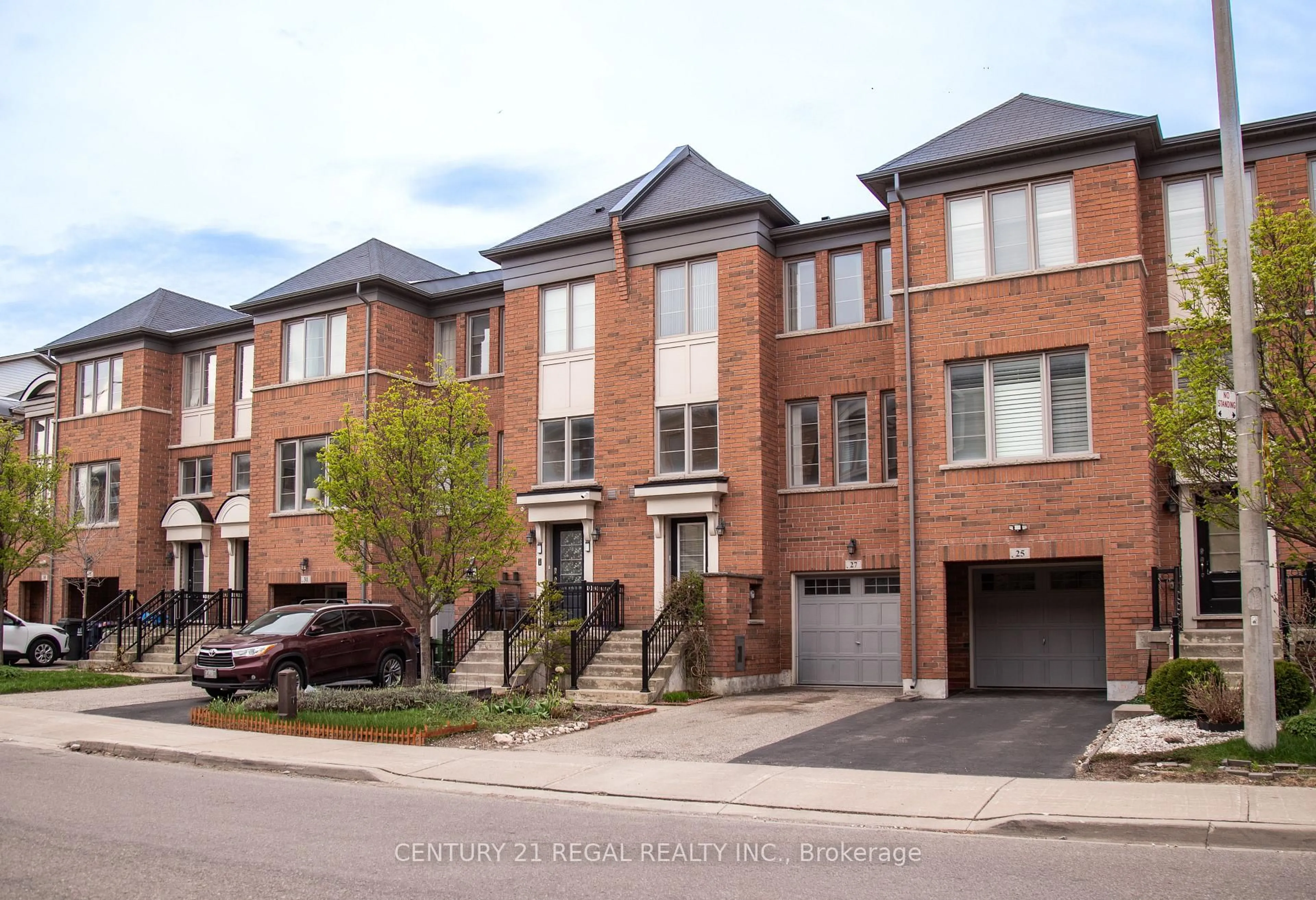 Home with brick exterior material, street for 27 Belanger Cres, Toronto Ontario M1L 0H3
