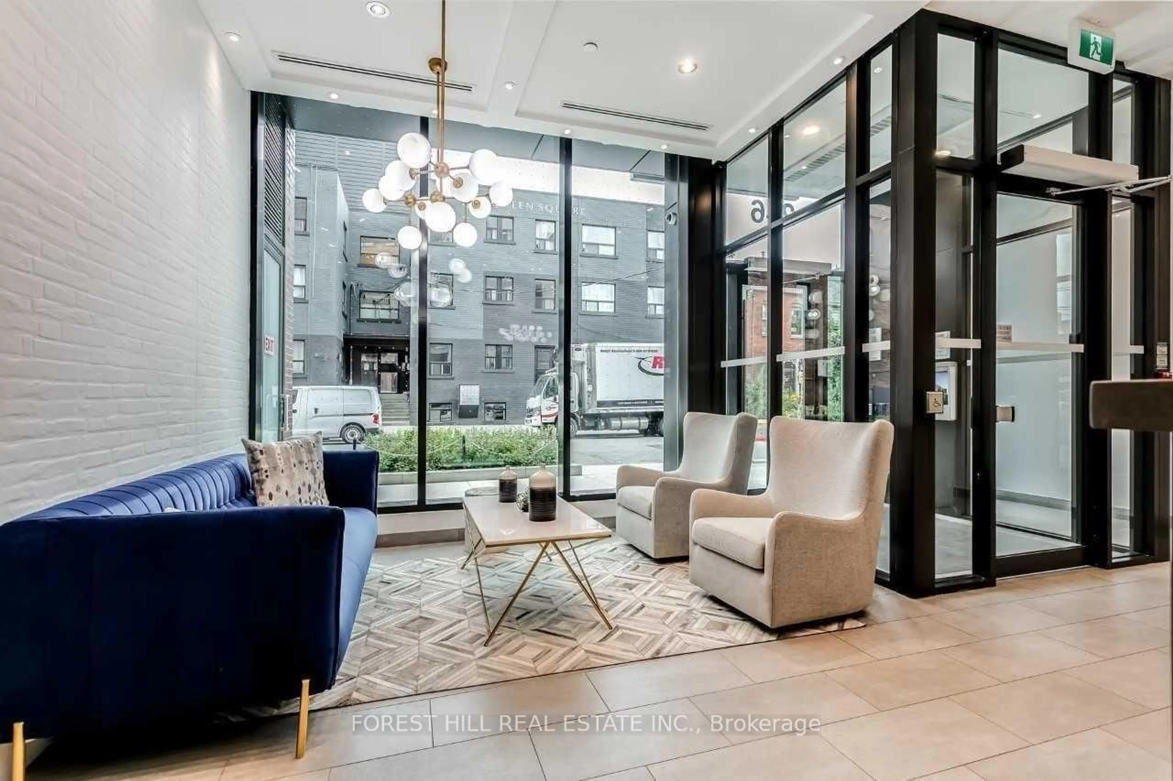 Indoor foyer for 246 Logan Ave #212, Toronto Ontario M4M 0E9
