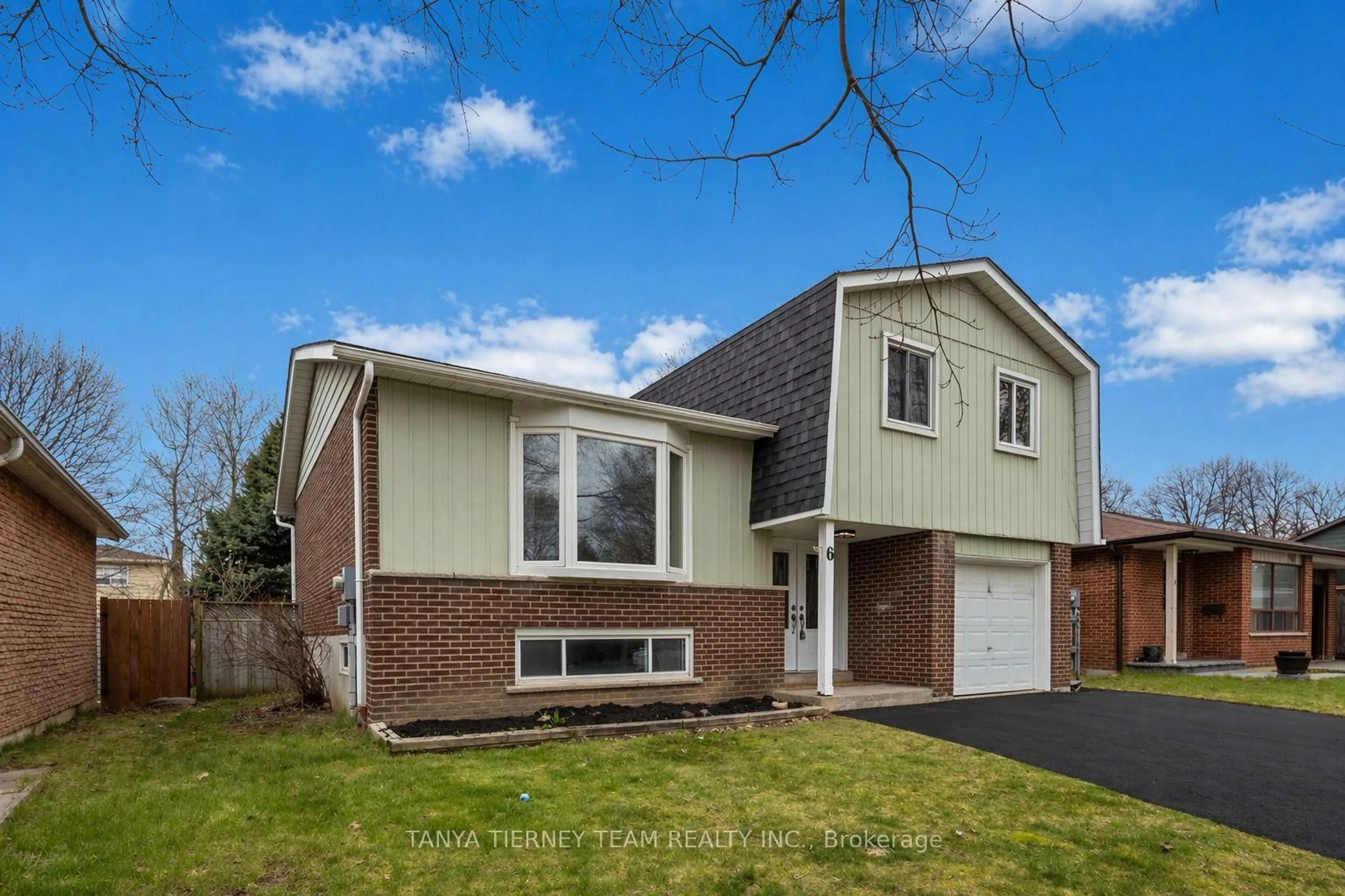 Home with vinyl exterior material, street for 6 Gershwin Crt, Whitby Ontario L1N 6C9