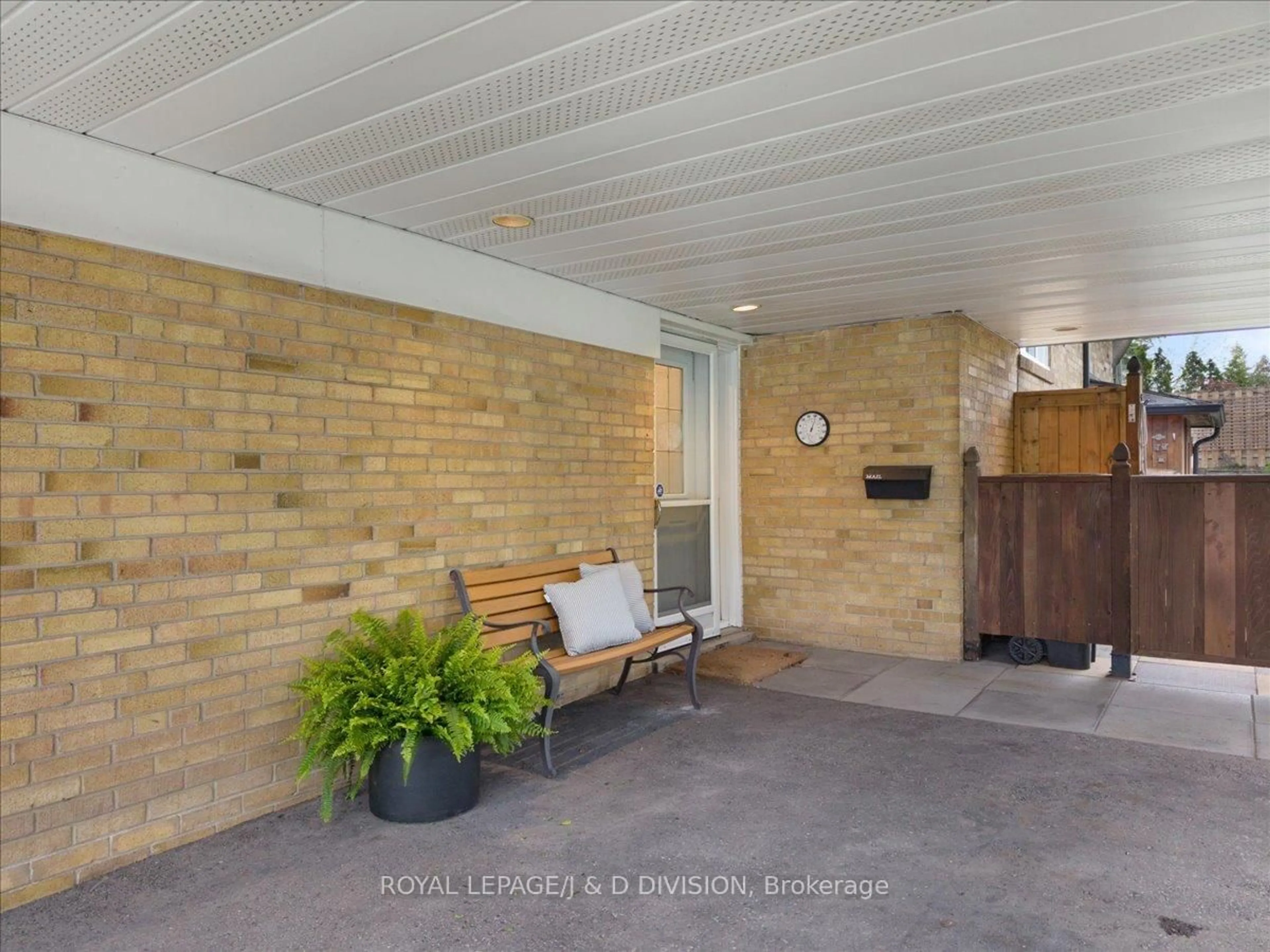 Unknown for 8 Gaiety Dr, Toronto Ontario M1H 1C1