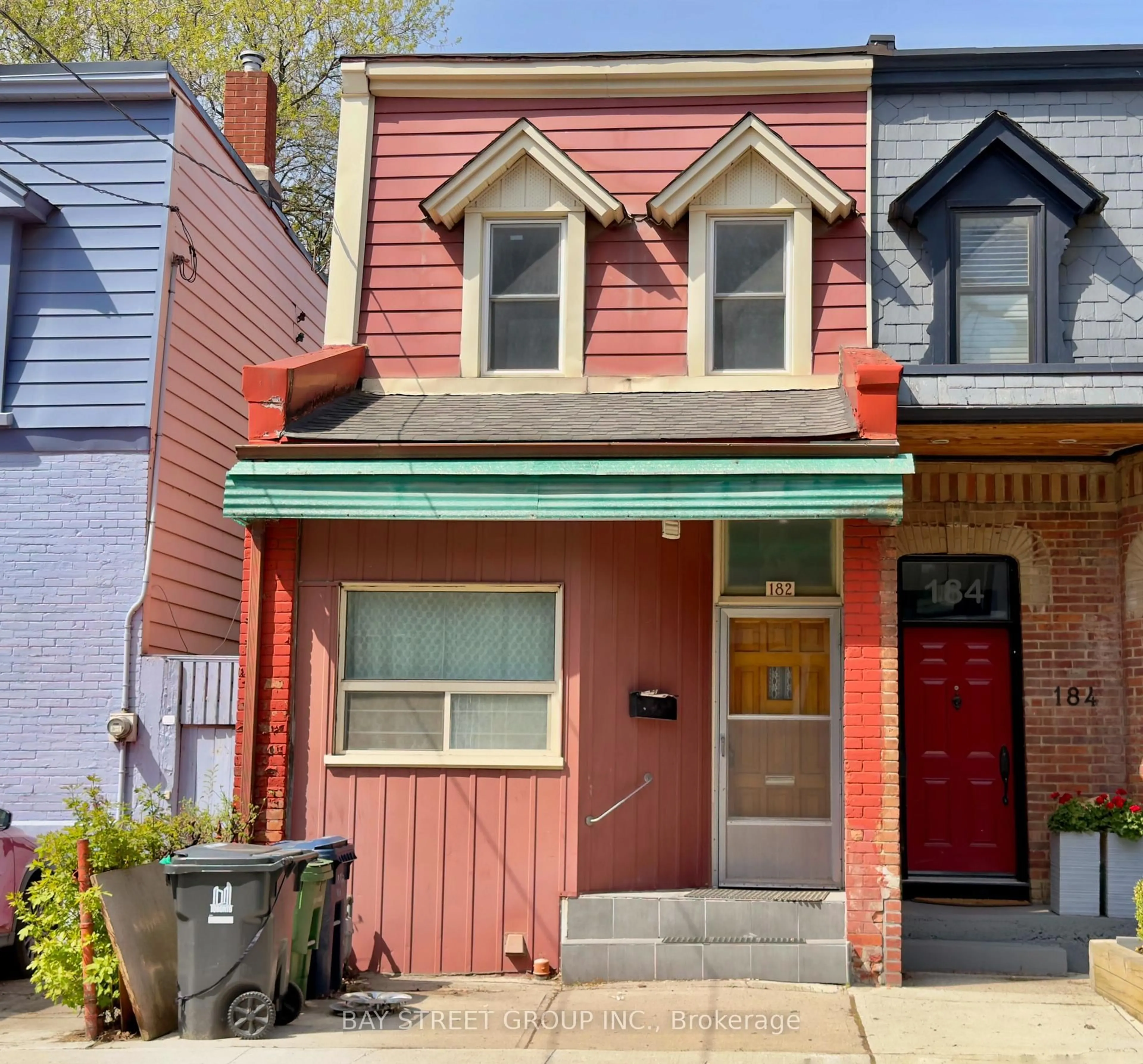 Home with brick exterior material, street for 182 Boulton Ave, Toronto Ontario M4M 2J9