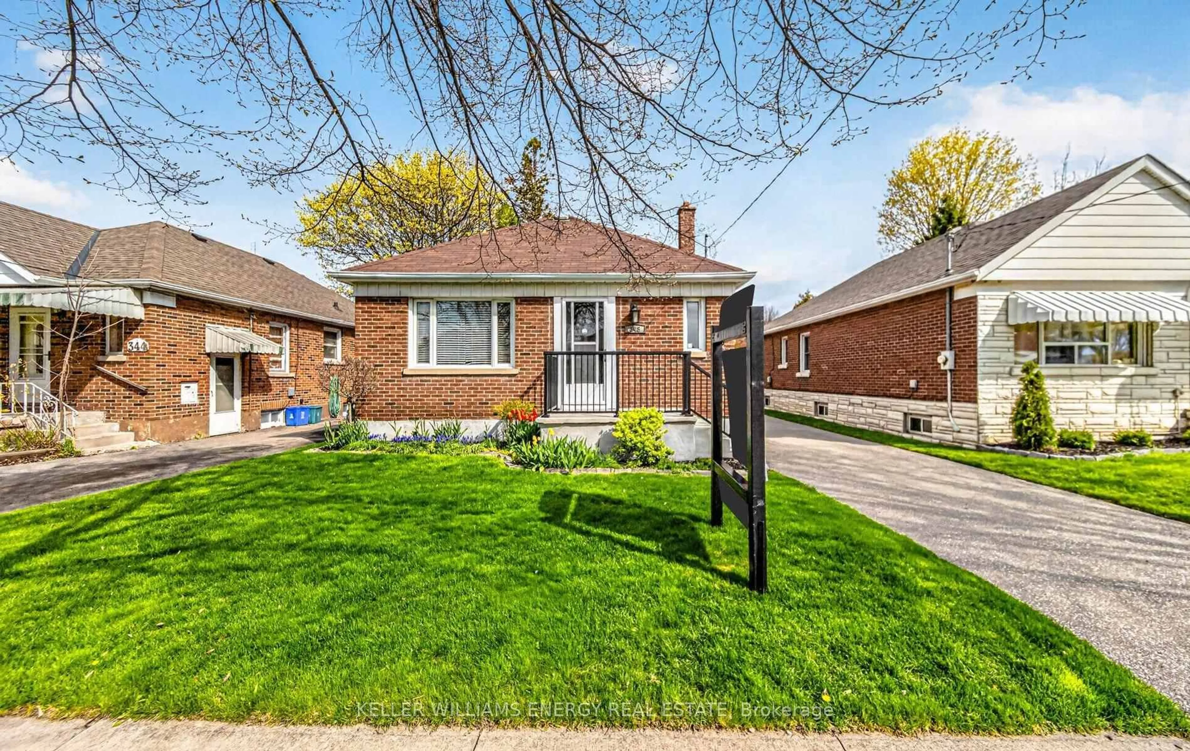 Home with brick exterior material, street for 348 Bruce St, Oshawa Ontario L1H 1R7