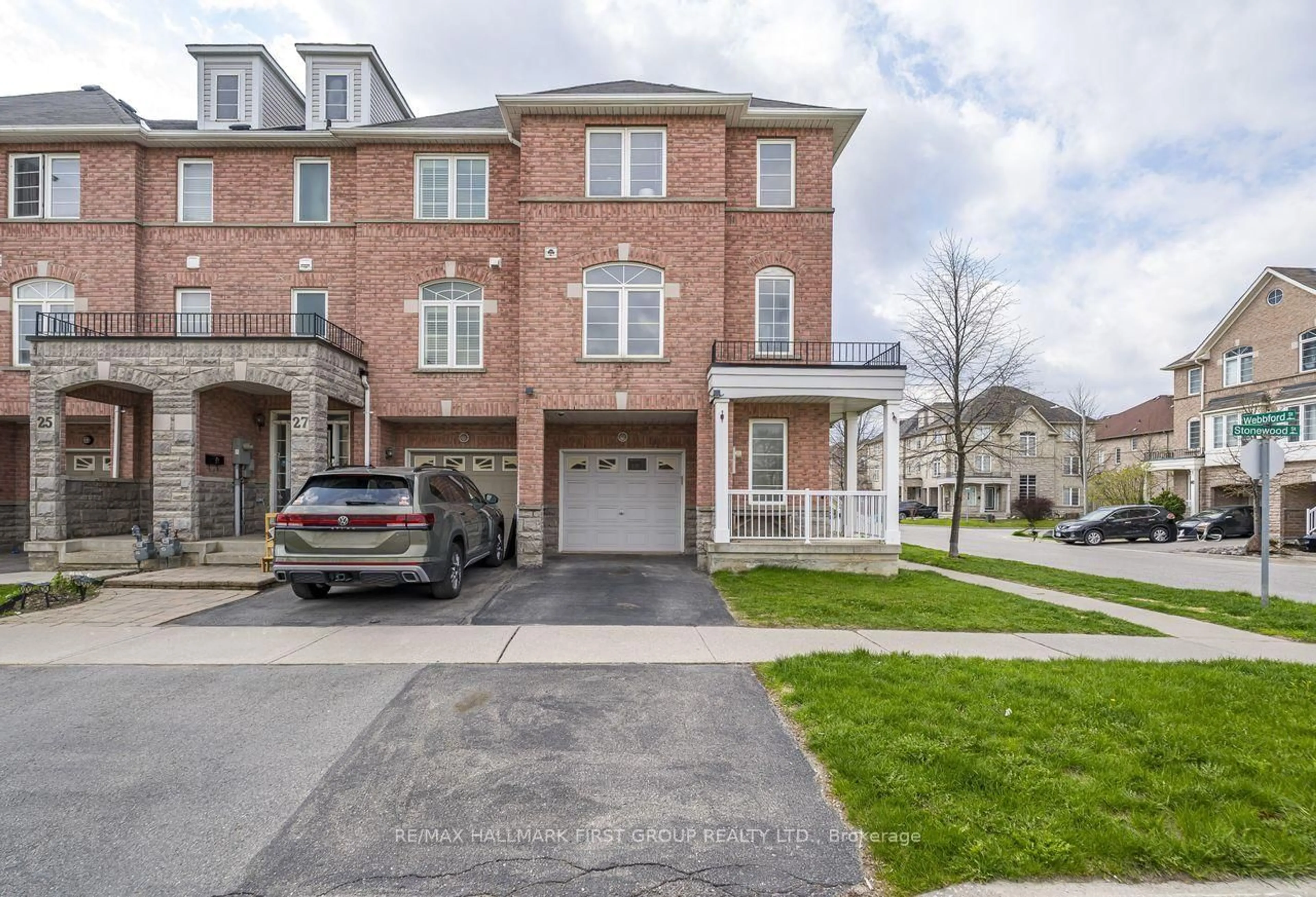 Unknown for 1 Webbford St, Ajax Ontario L1S 0A8