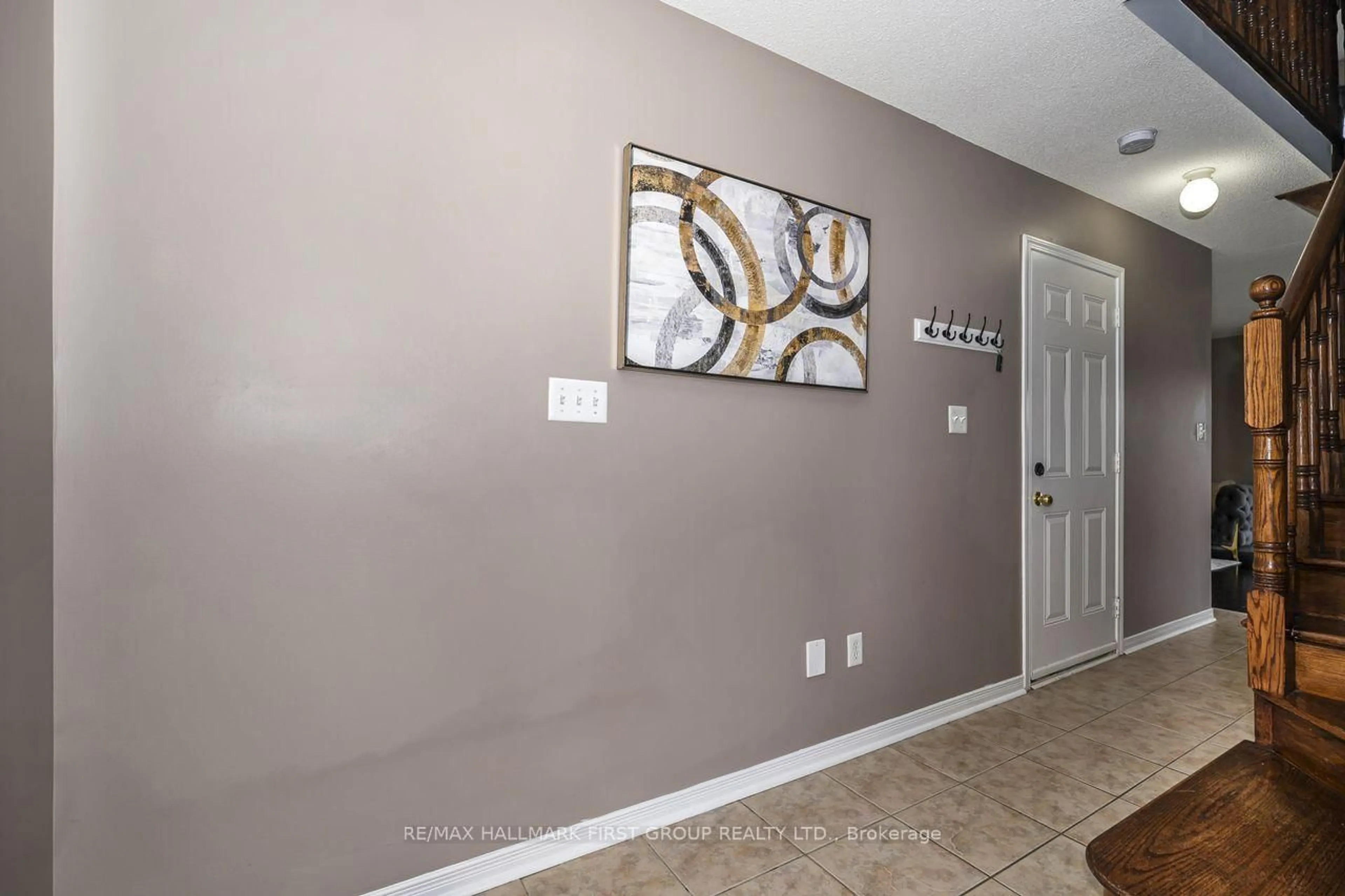 Indoor entryway for 1 Webbford St, Ajax Ontario L1S 0A8