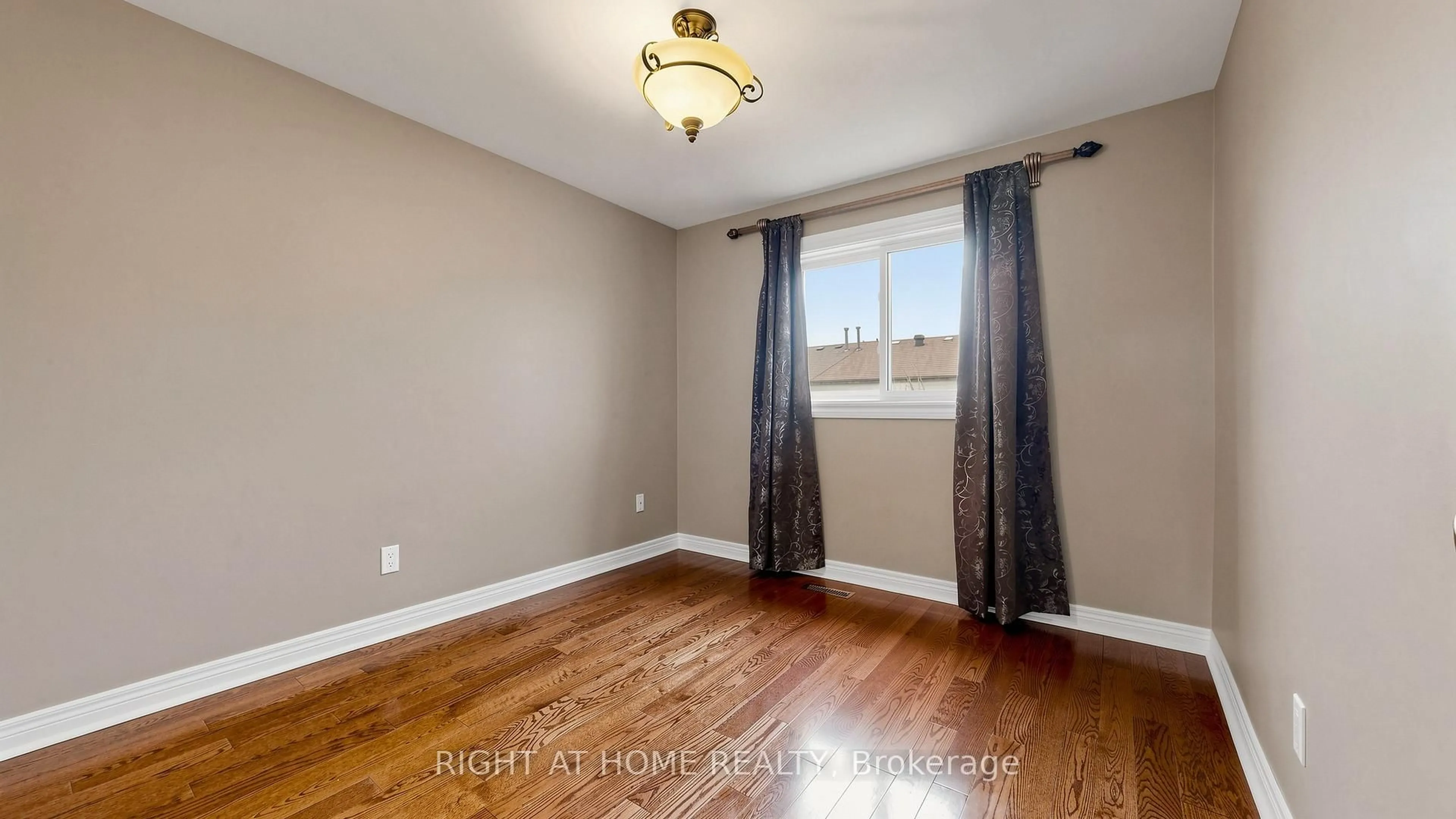 A pic of a room for 71 Blue Eagle Tr, Toronto Ontario M1V 1K6