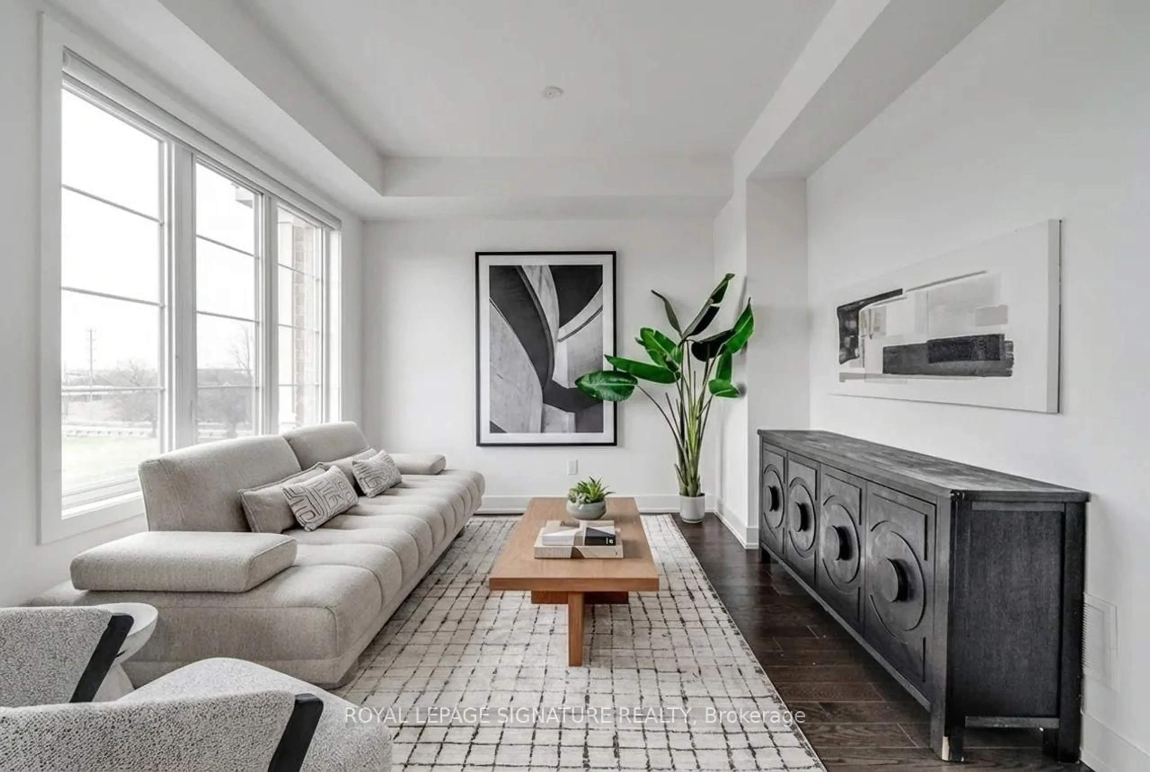 Living room with furniture, unknown for 10 Sobczak Dr, Whitby Ontario L1N 1B3