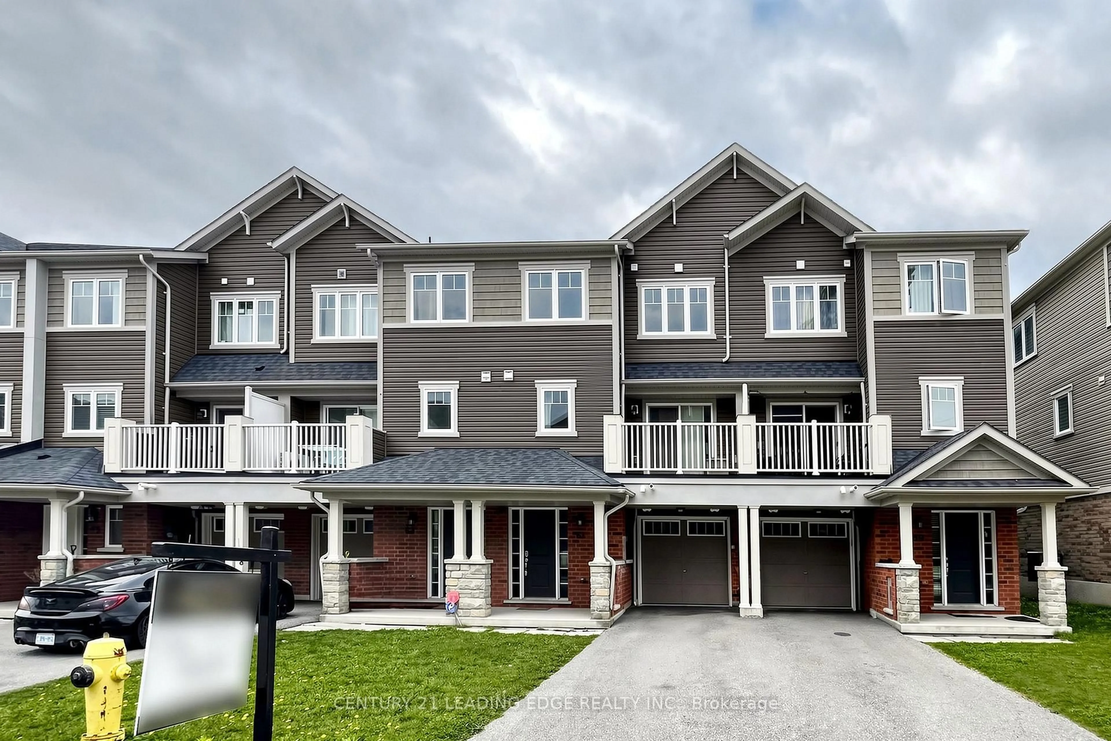 Unknown for 61 Far North Crt, Oshawa Ontario L1L 0J5