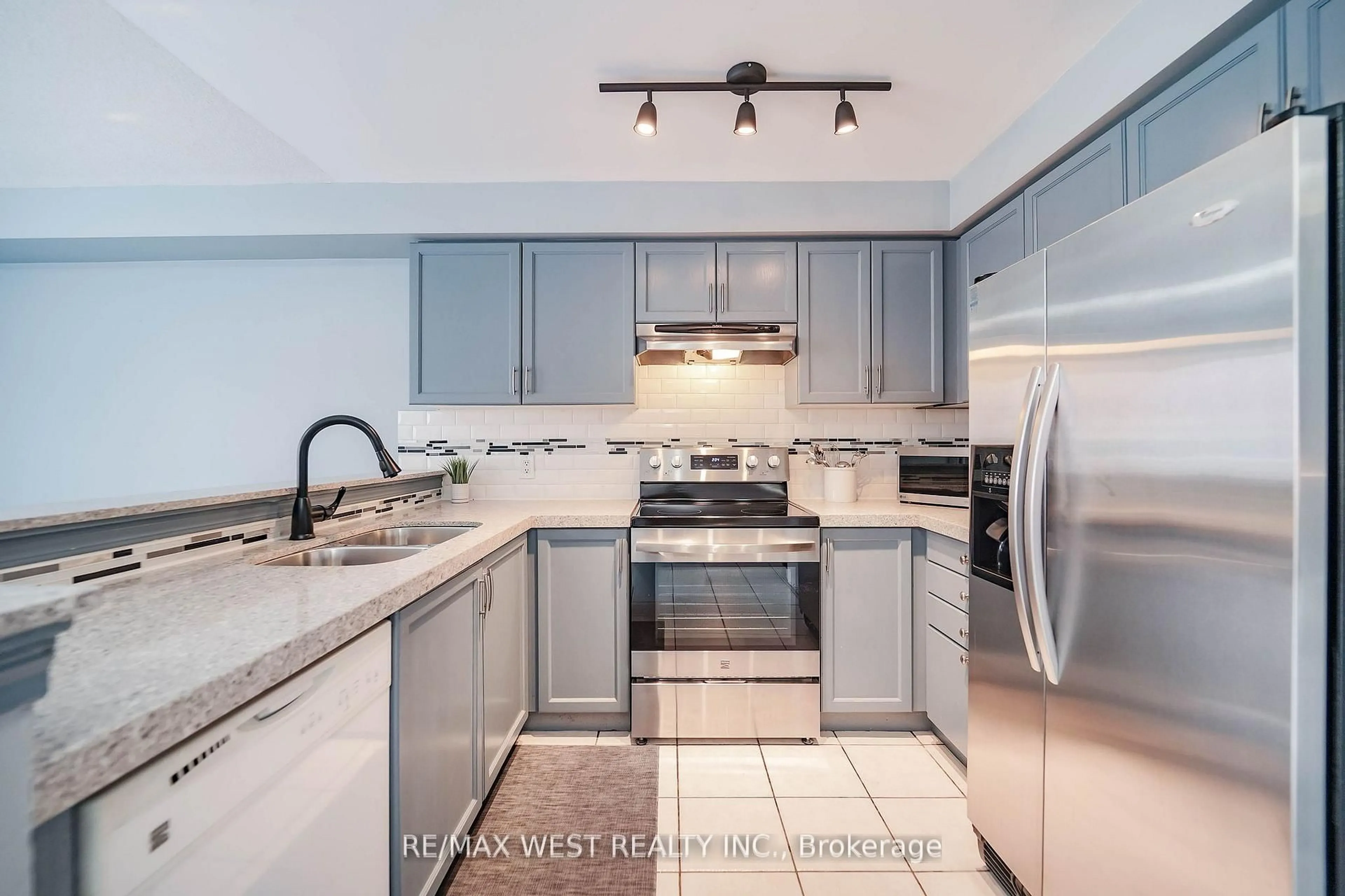 Unknown for 52 Torr Lane, Ajax Ontario L1S 7M9