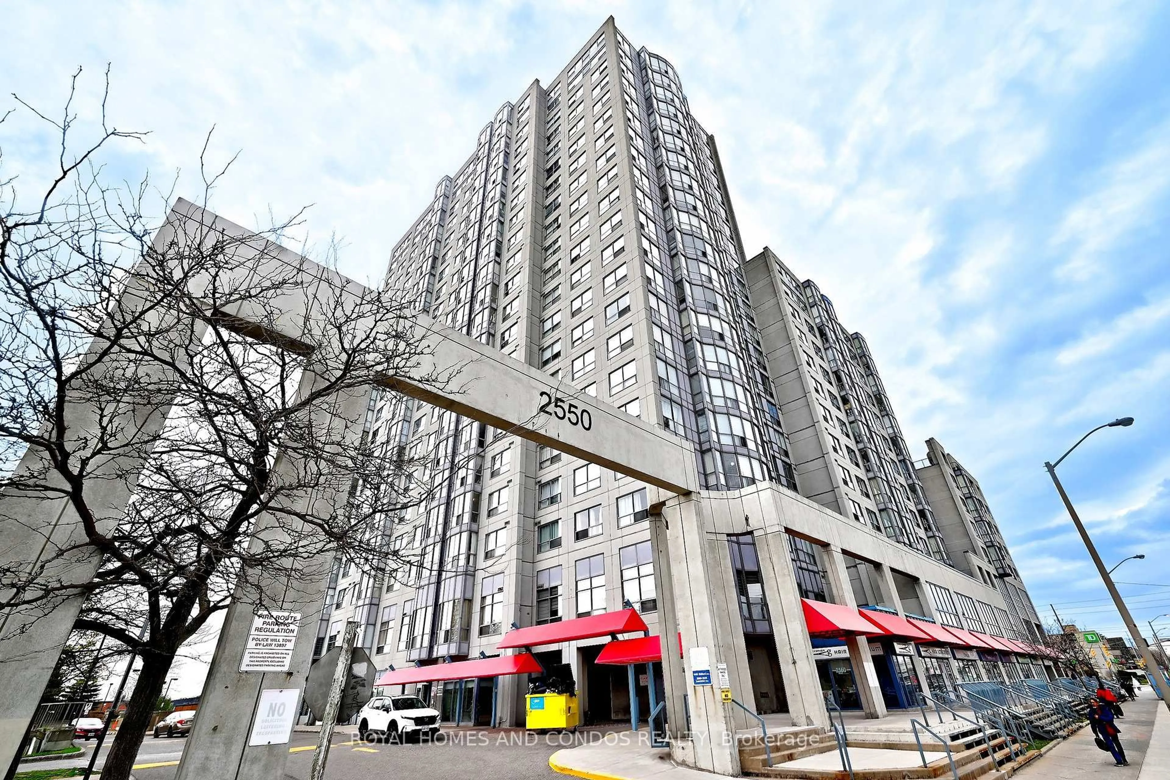 Unknown for 2550 Lawrence Ave #618, Toronto Ontario M1P 2R7