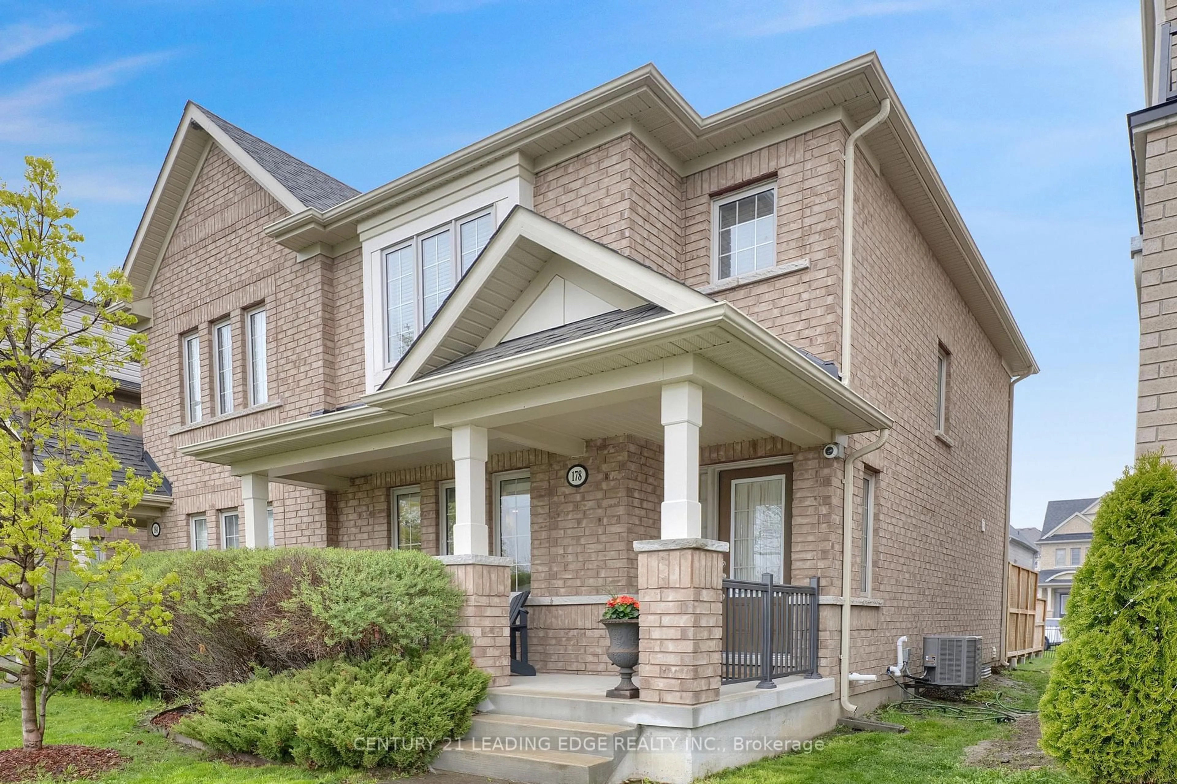Home with brick exterior material, street for 178 Britannia Ave, Oshawa Ontario L1L 0G9