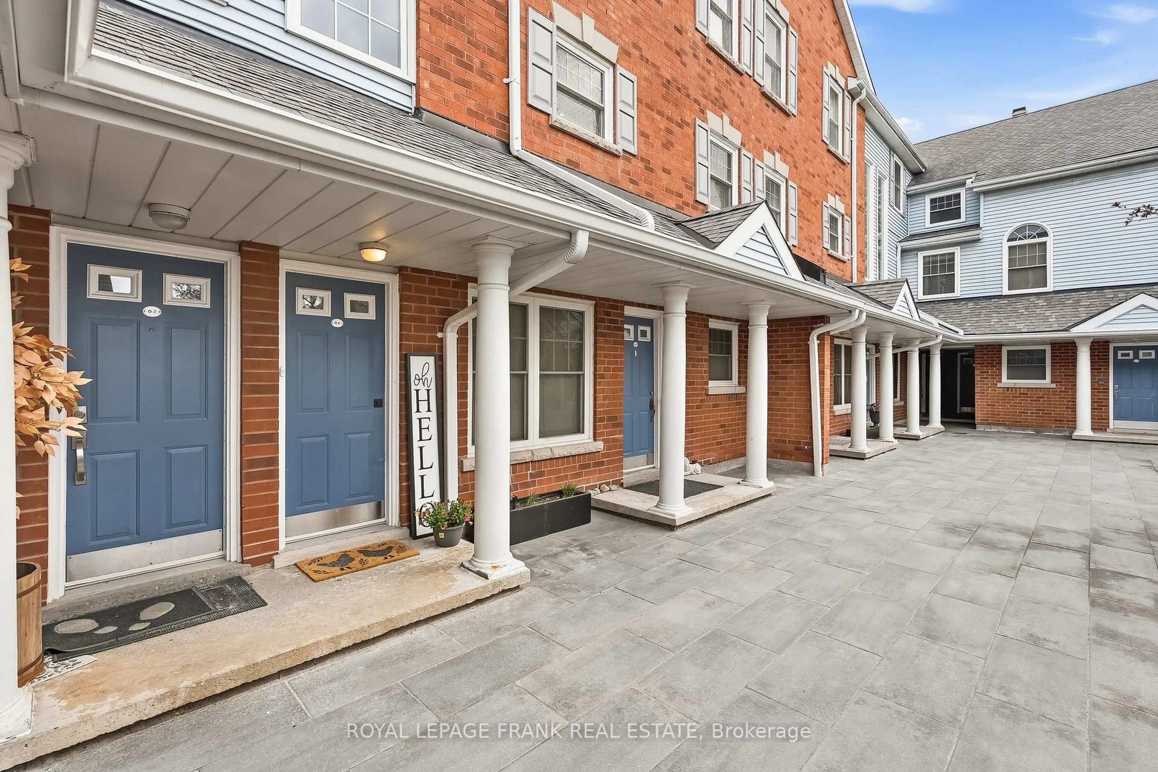 Unknown for 1663 Nash Rd #D8, Clarington Ontario L1E 1S8