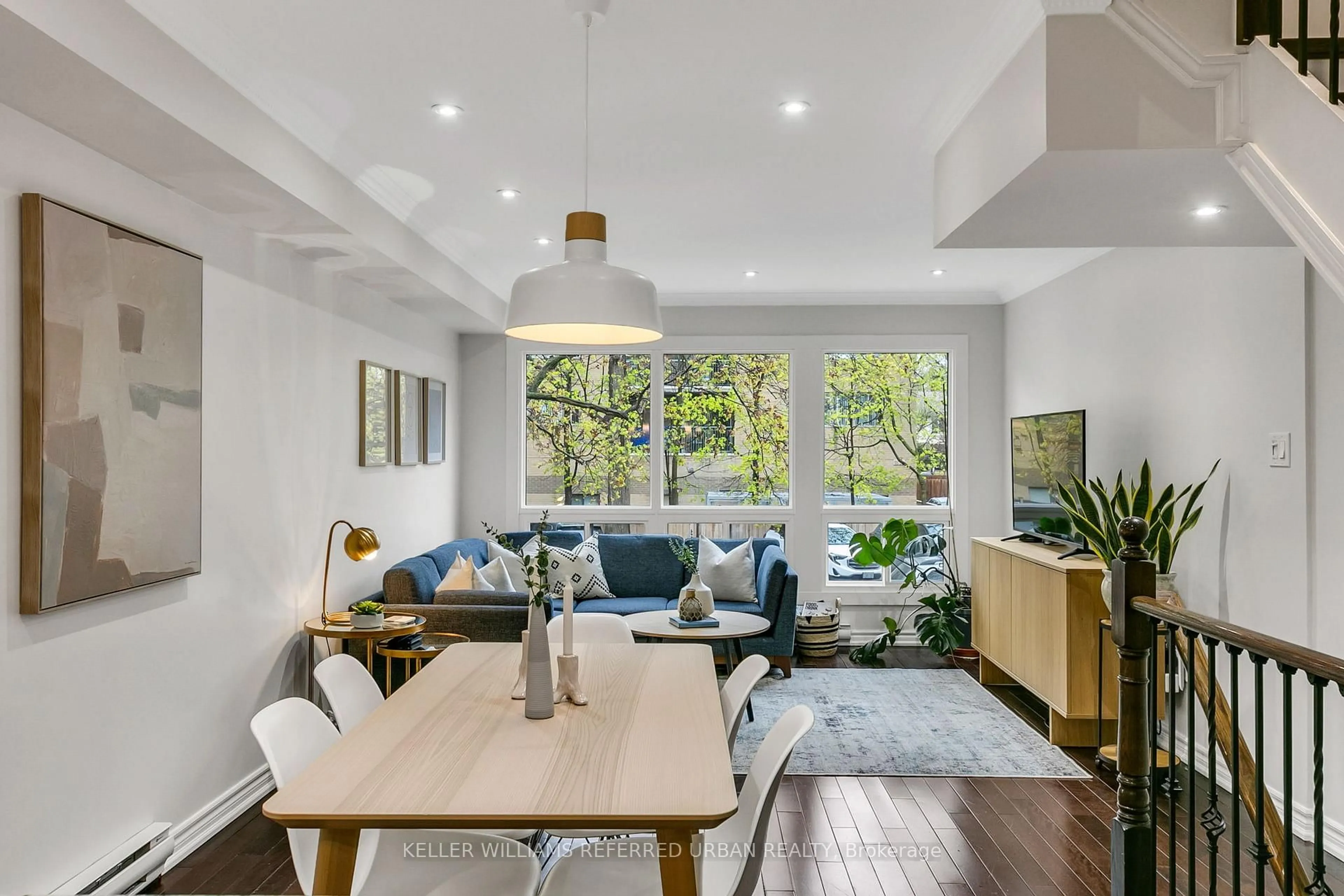 Living room with furniture, unknown for 1209 Queen St #35, Toronto Ontario M4M 3H4