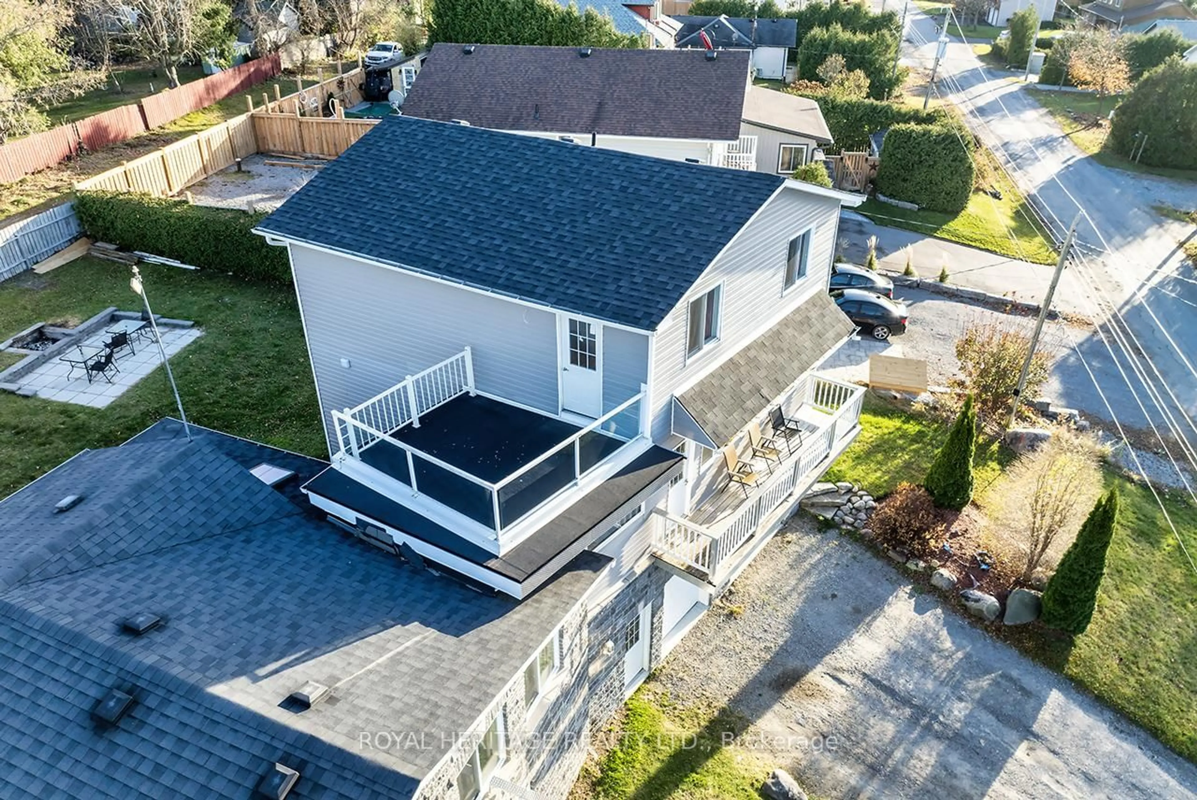 A pic from outside/outdoor area/front of a property/back of a property/a pic from drone, street for 64 Cedar Grove Dr, Scugog Ontario L0B 1E0