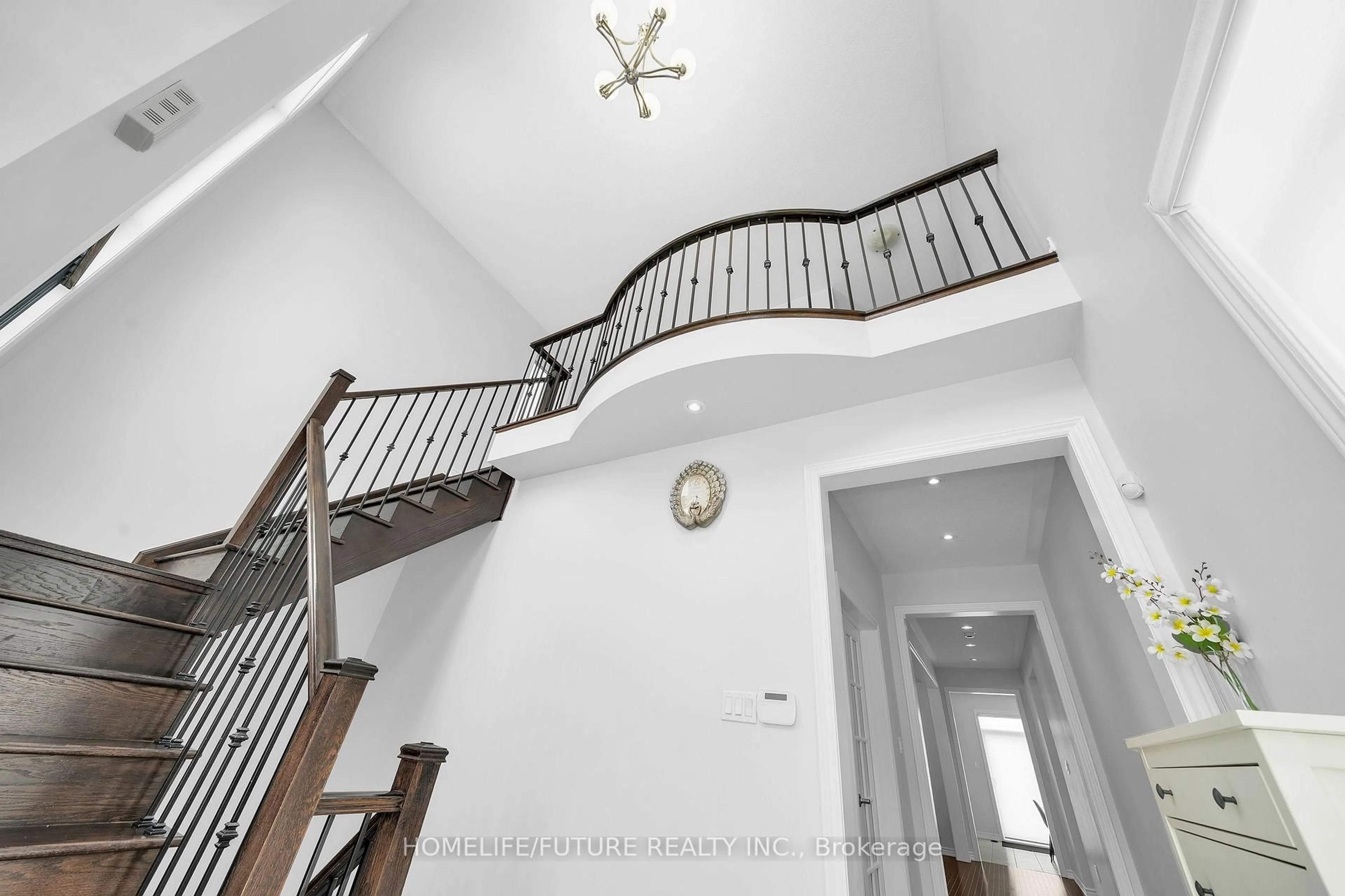 Stairs for 44 Gillett Dr, Ajax Ontario L1Z 0N7