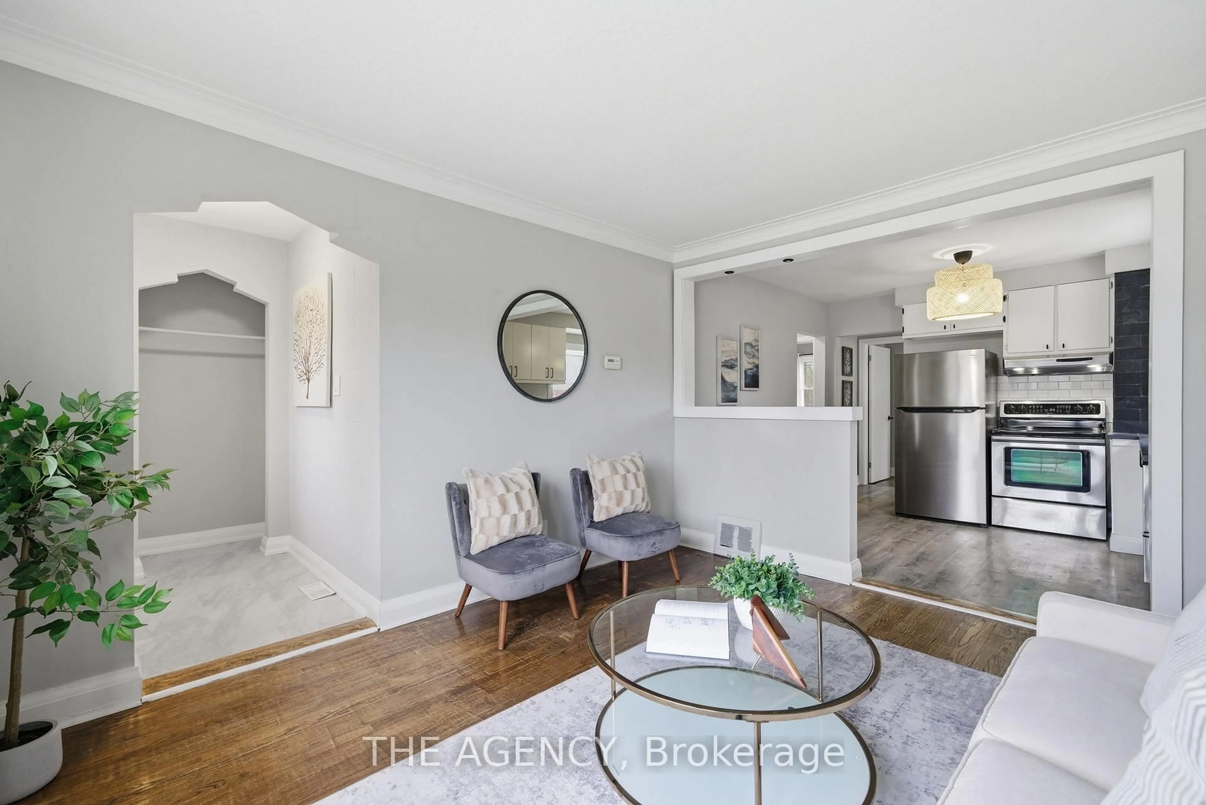 Living room with furniture, unknown for 84 Clonmore Dr, Toronto Ontario M1N 1X8