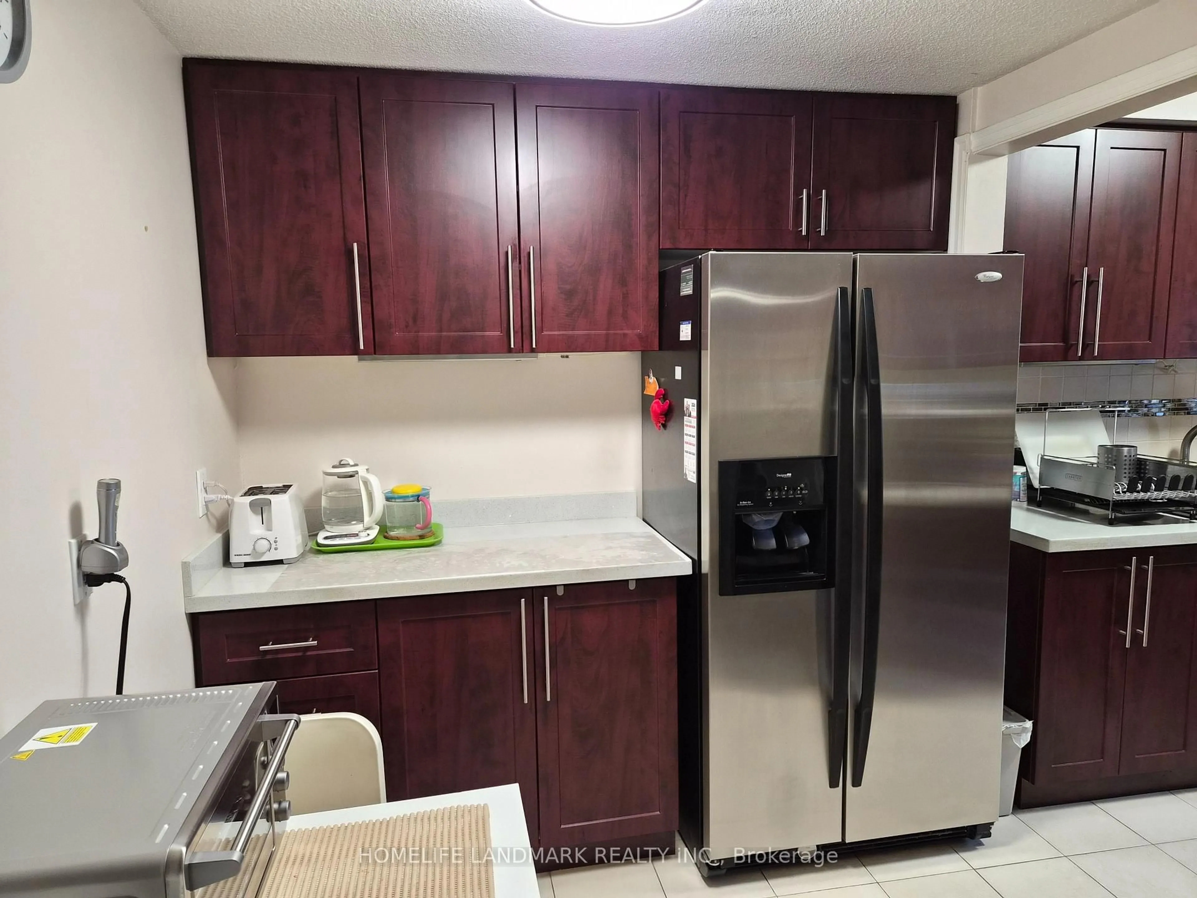 Standard kitchen, unknown for 81 Brimwood Blvd, Toronto Ontario M1V 1E3