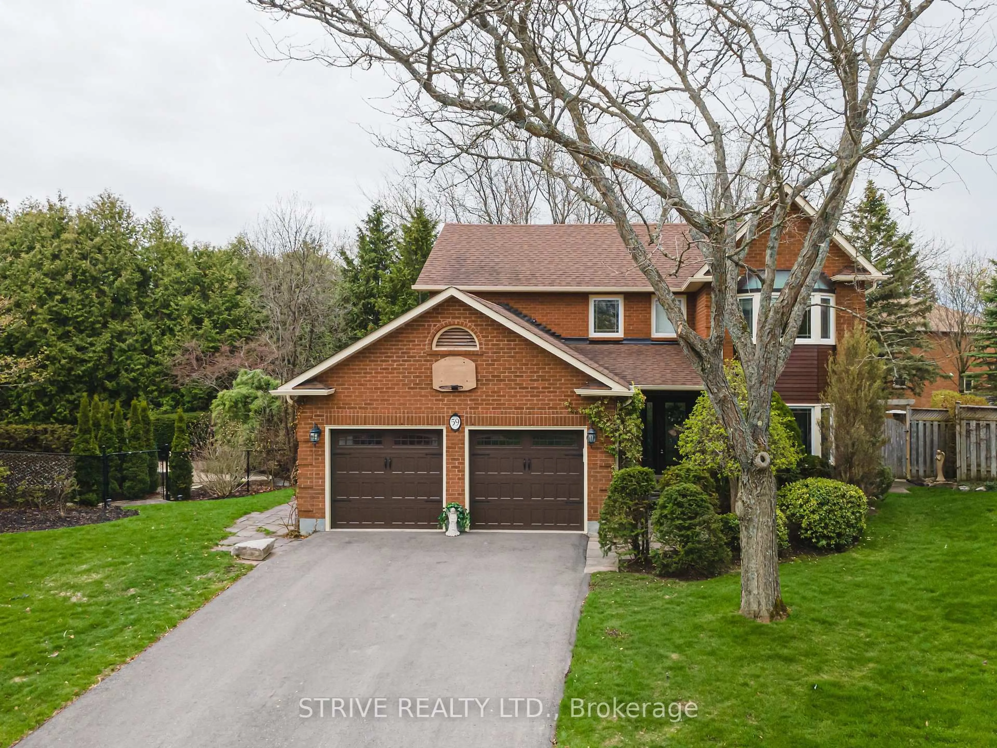 A pic from outside/outdoor area/front of a property/back of a property/a pic from drone, street for 59 Blackcreek Tr, Clarington Ontario L1E 1J9