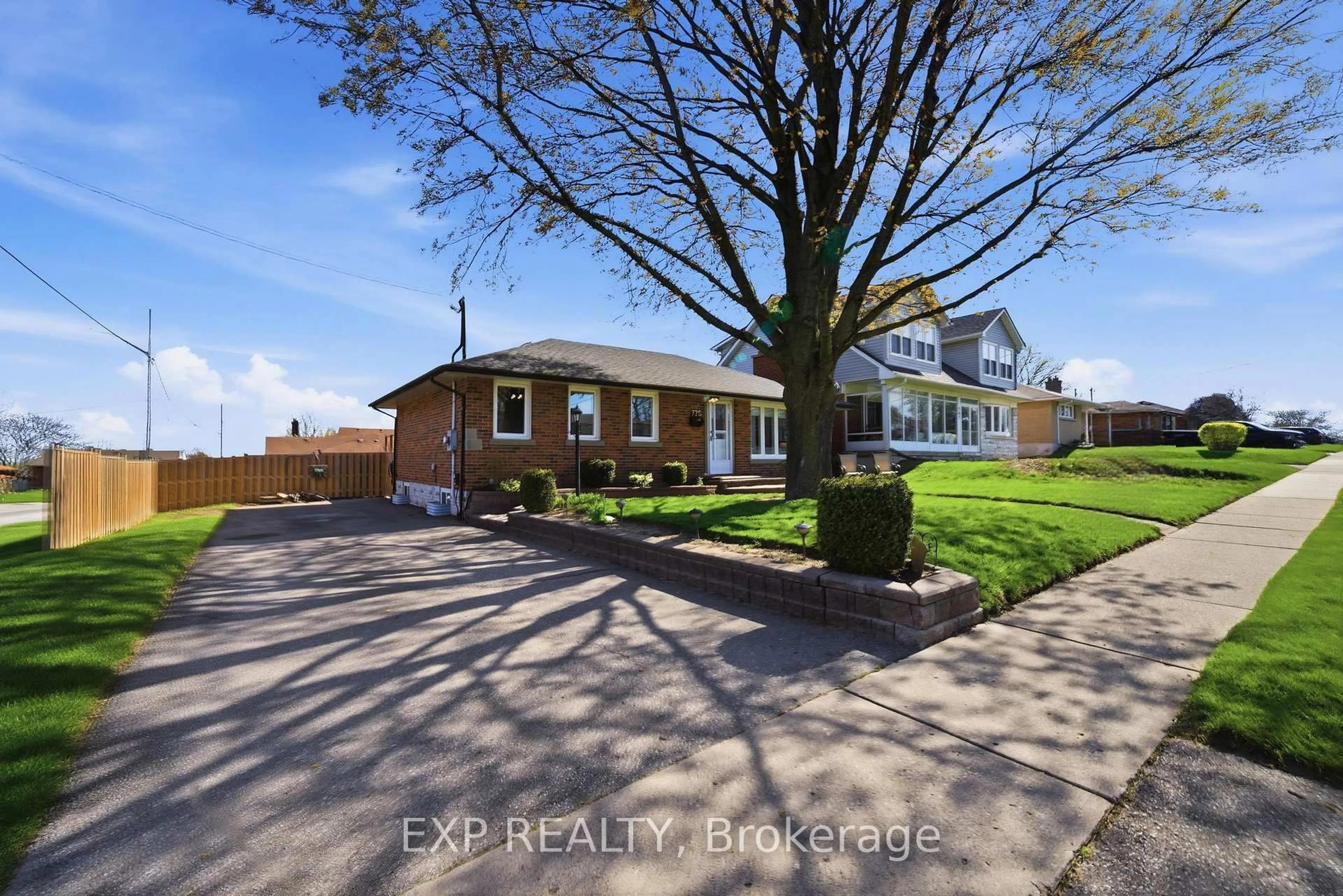A pic from outside/outdoor area/front of a property/back of a property/a pic from drone, street for 775 Emerson Ave, Oshawa Ontario L1H 3L2