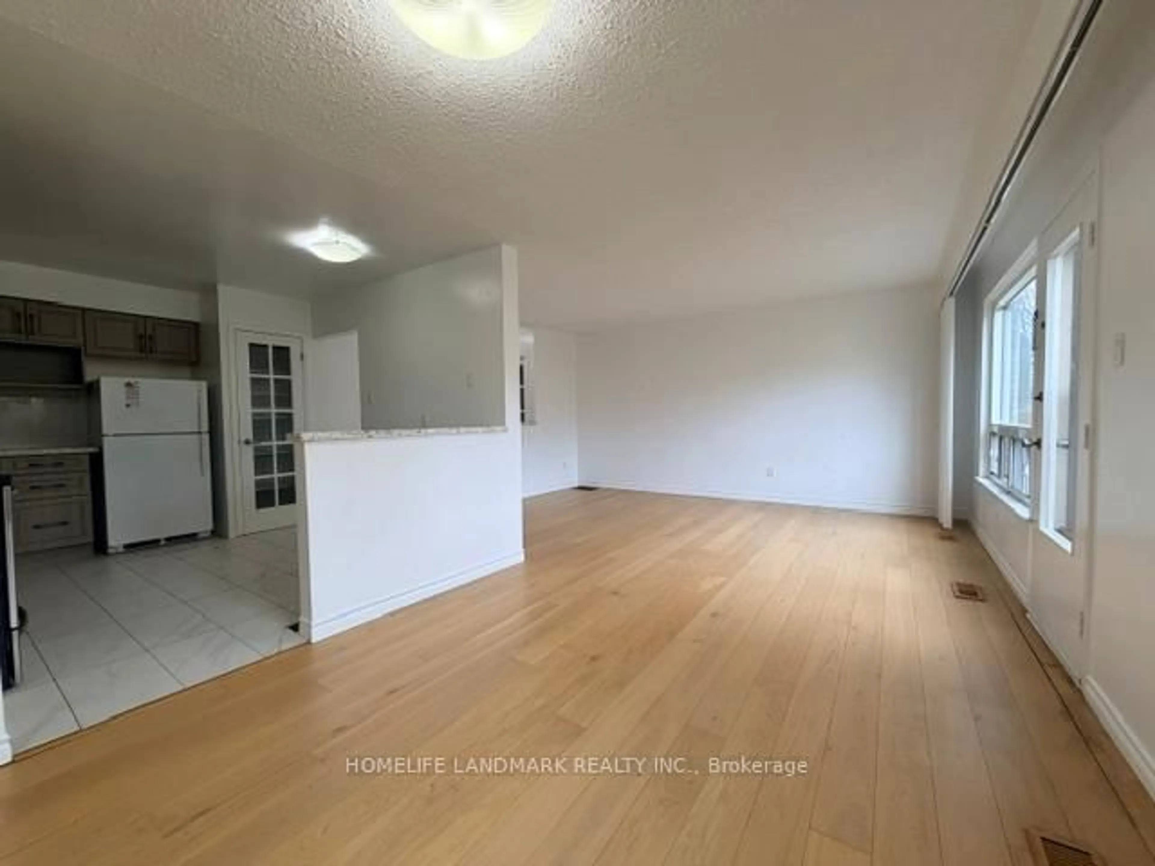 A pic of a room for 341 Military Tr #66, Toronto Ontario M1E 4E4