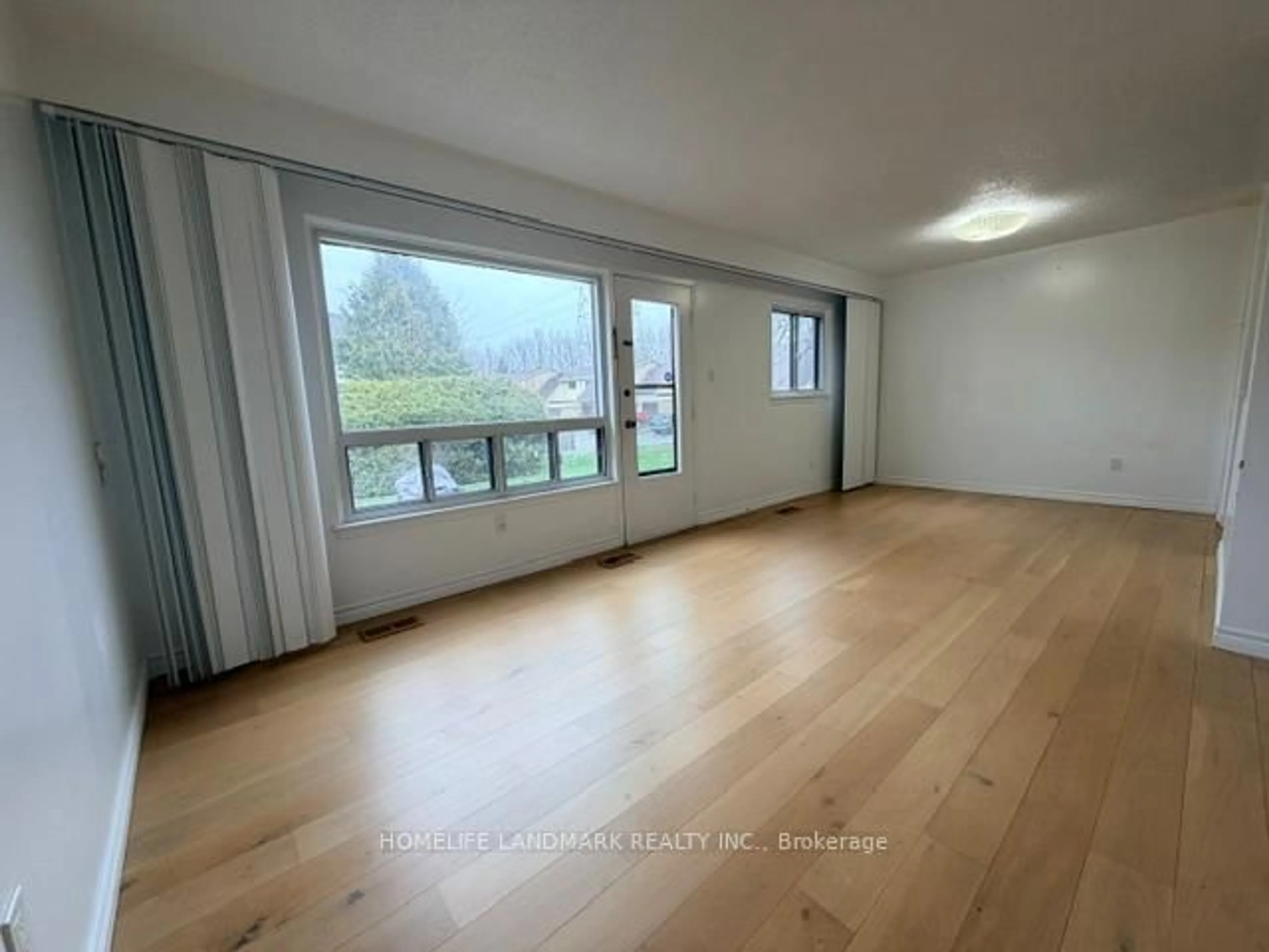 A pic of a room for 341 Military Tr #66, Toronto Ontario M1E 4E4