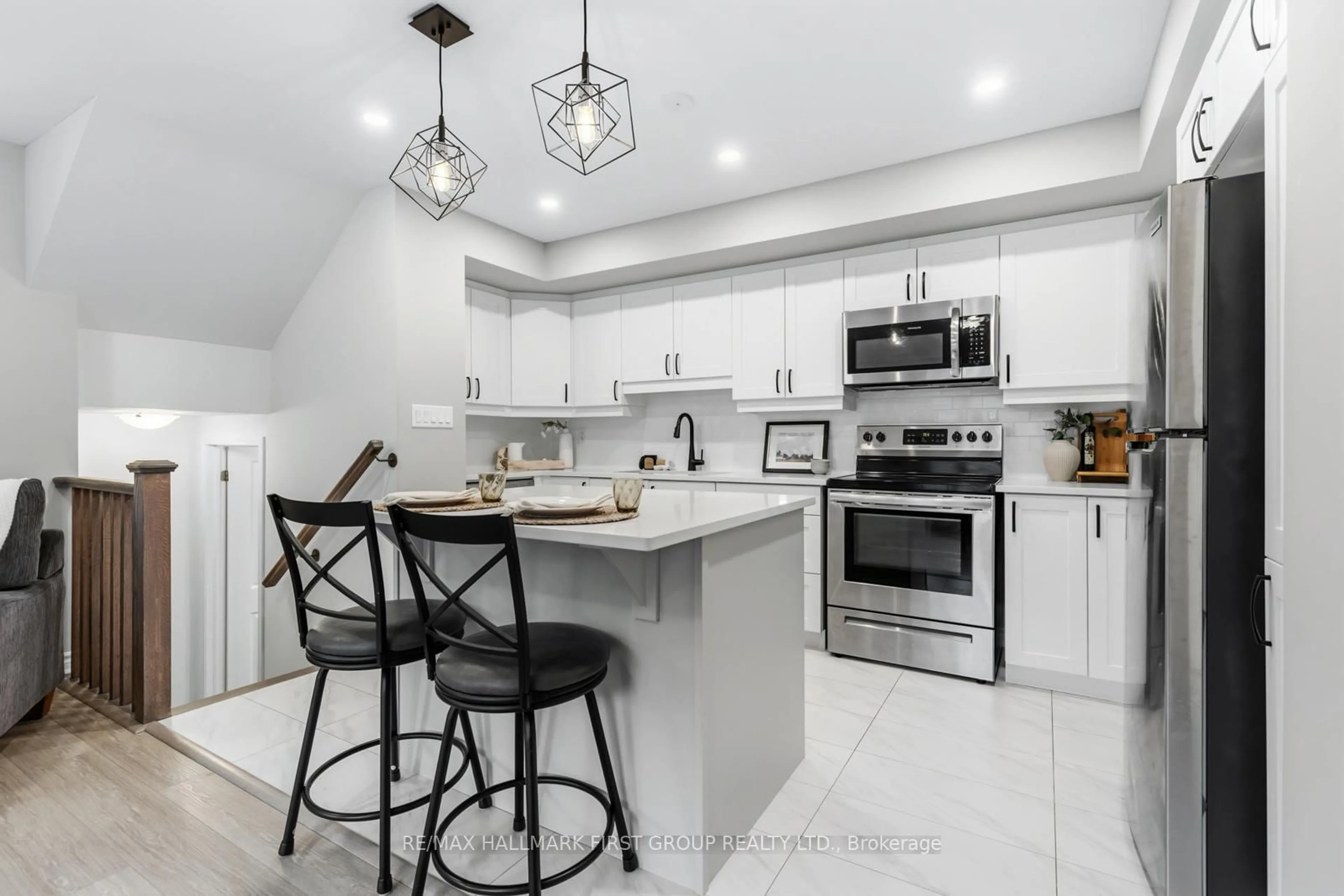 Open concept kitchen, ceramic/tile floor for 3359 Thunderbird Prom, Pickering Ontario L1X 0N1