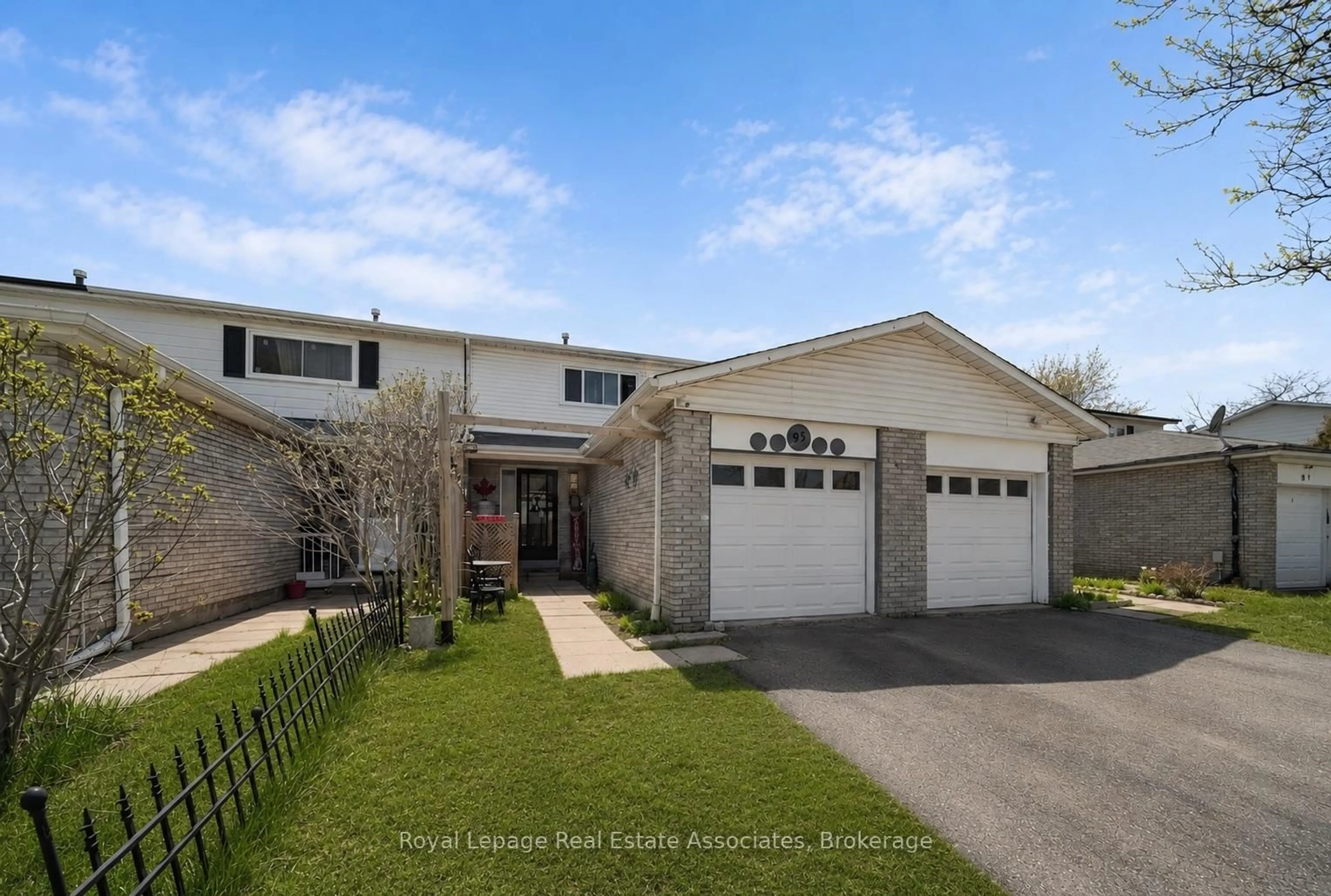 Home with vinyl exterior material, street for 95 Quantrell Tr, Toronto Ontario M1B 1L7
