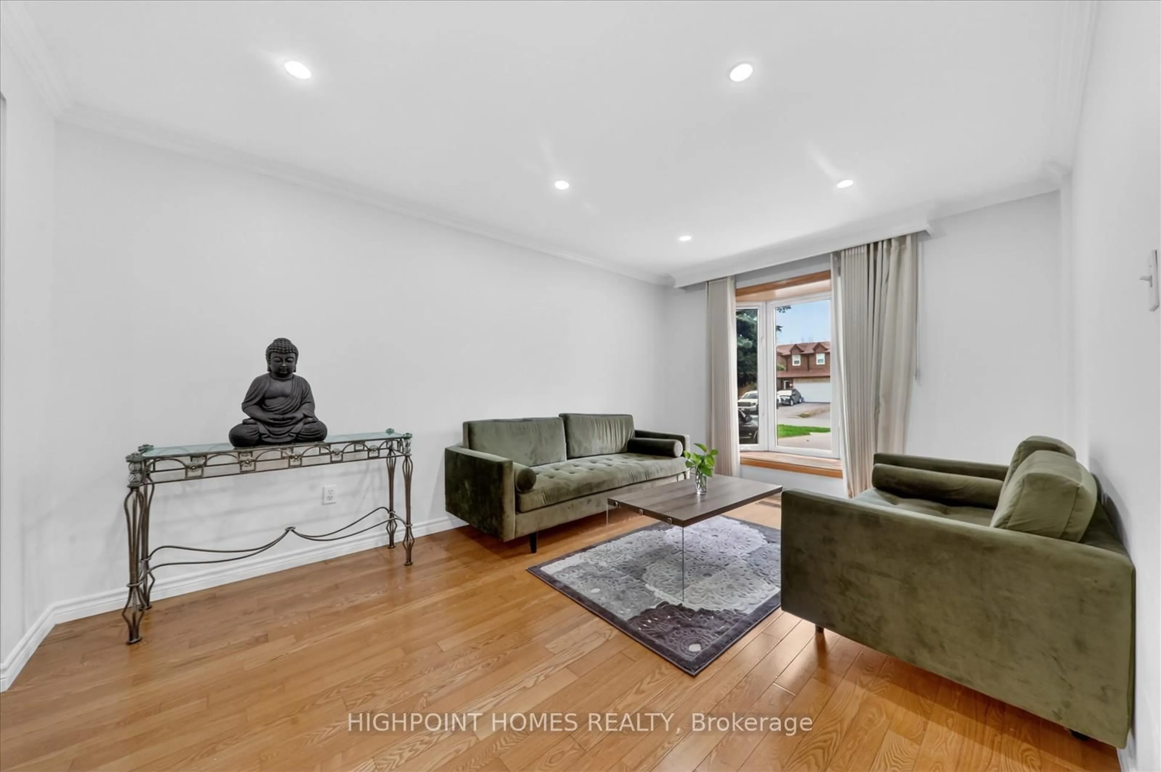 Living room with furniture, unknown for 16 Fearn Cres, Ajax Ontario L1S 5L6
