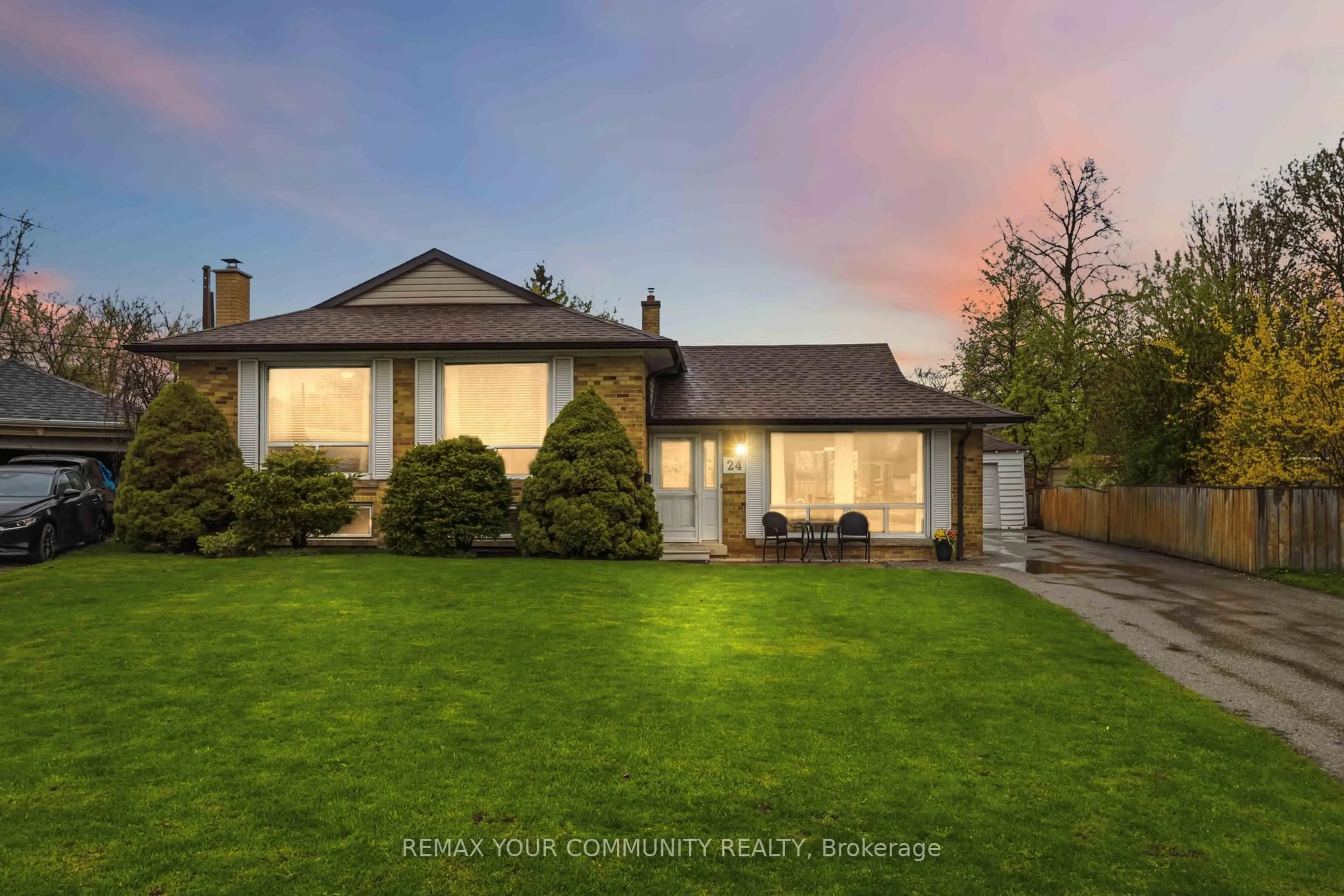 Unknown for 24 Mendip Cres, Toronto Ontario M1P 1Y4